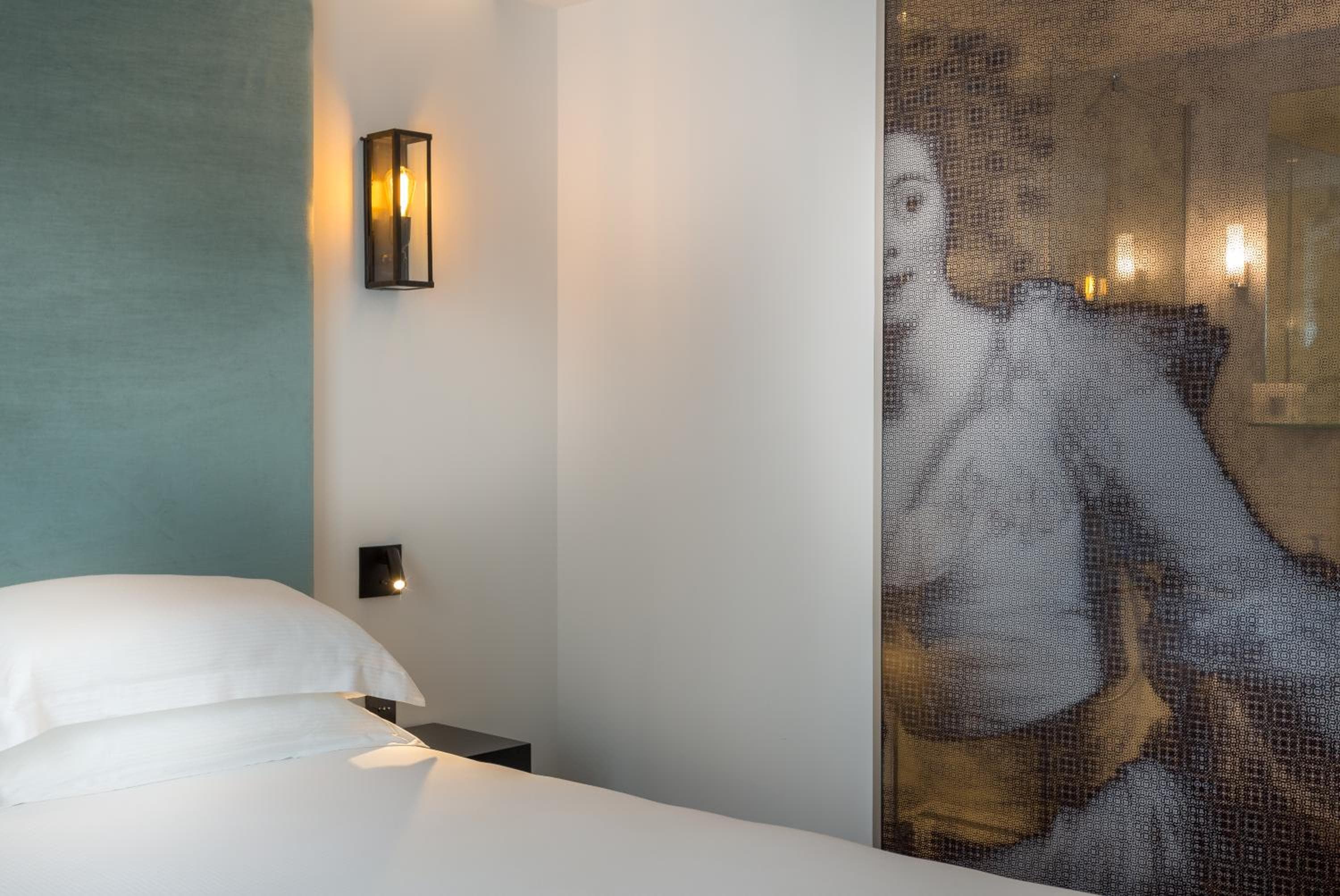 Hôtel La Comtesse — 21