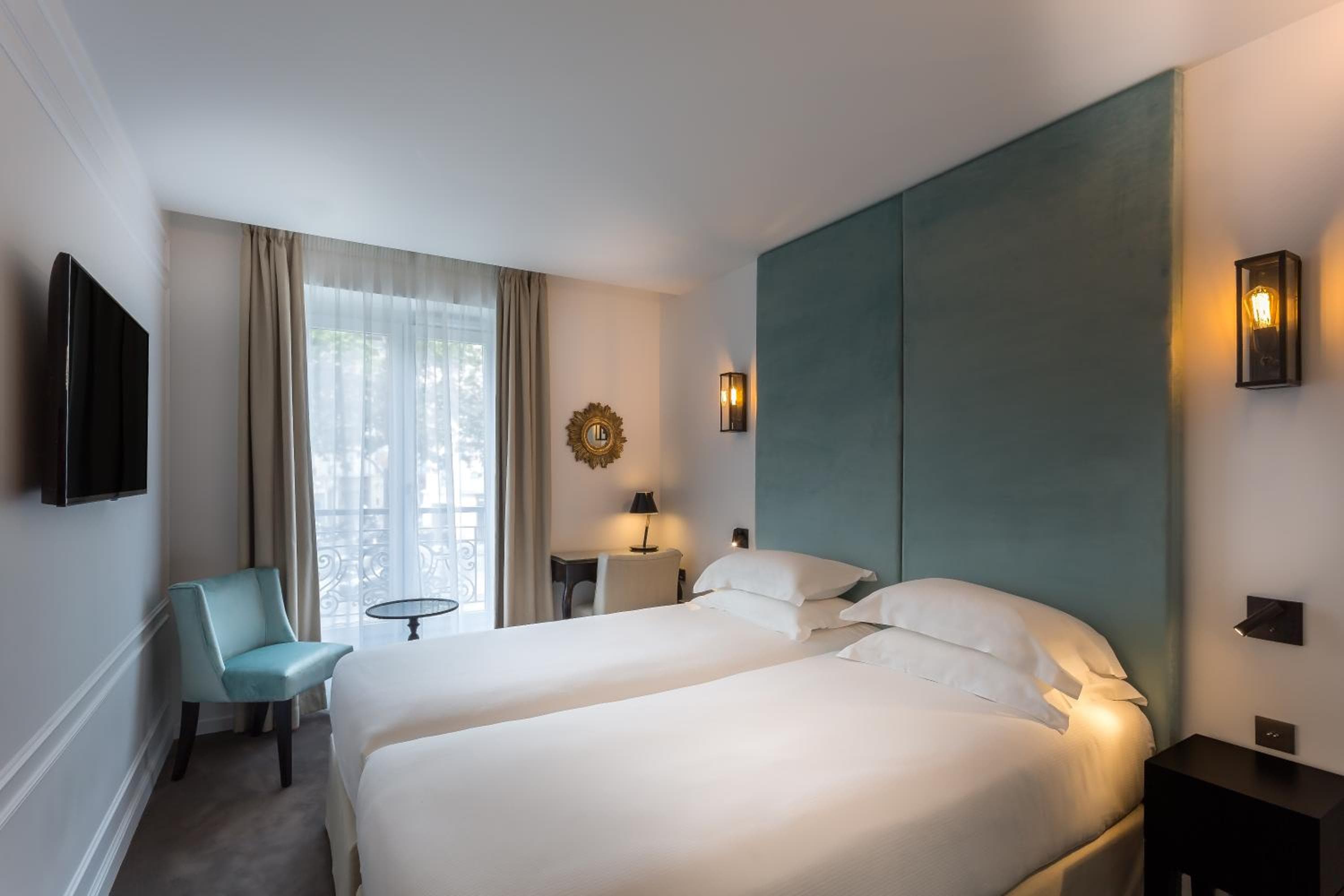 Hôtel La Comtesse — 15