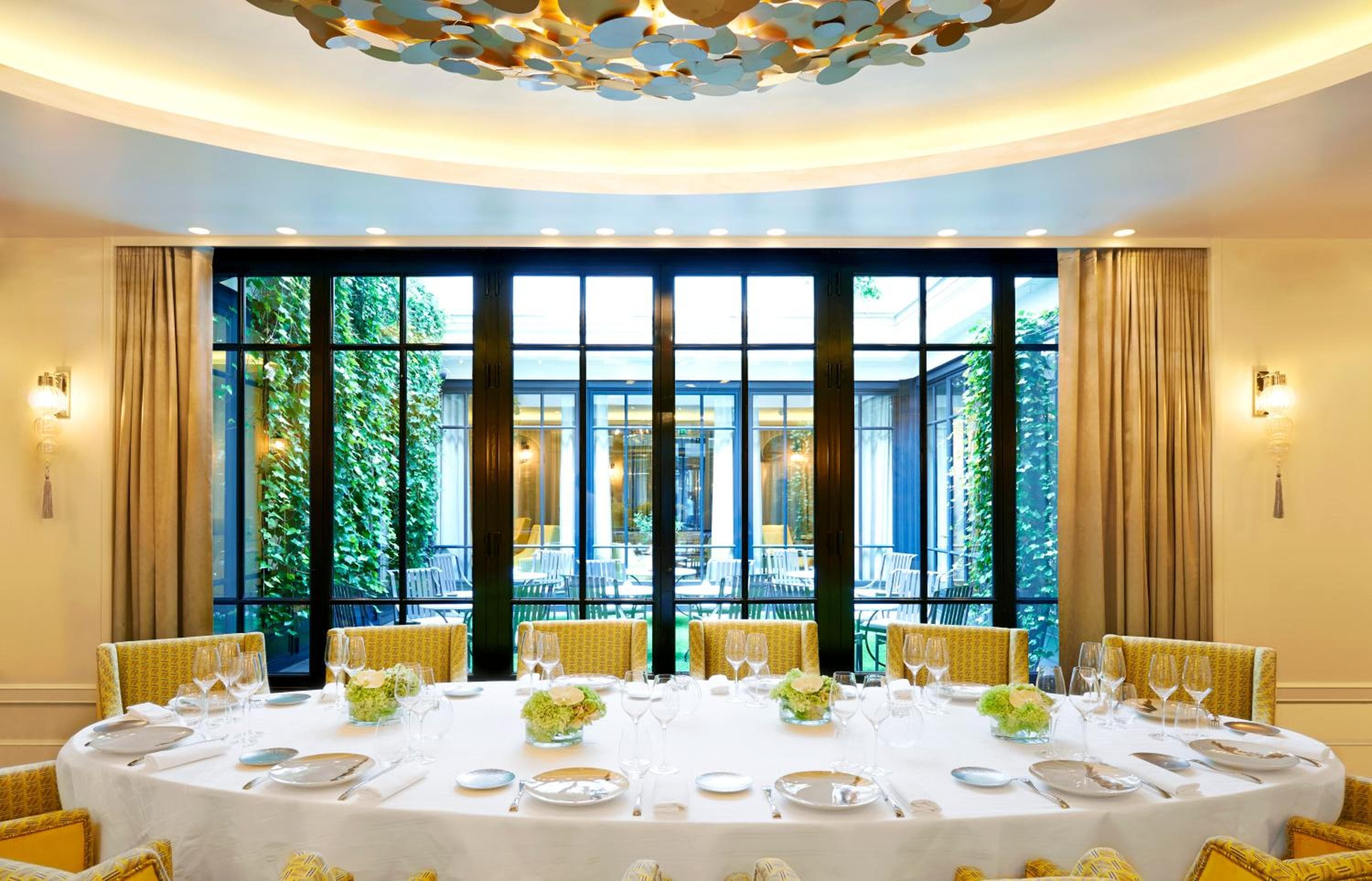 Le Burgundy Paris — 20