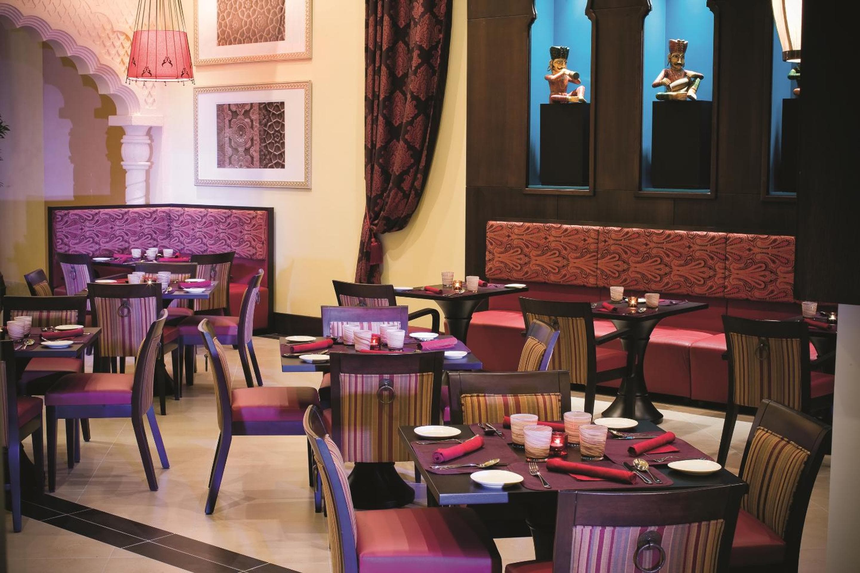 Oaks Ibn Battuta Gate Dubai — 16