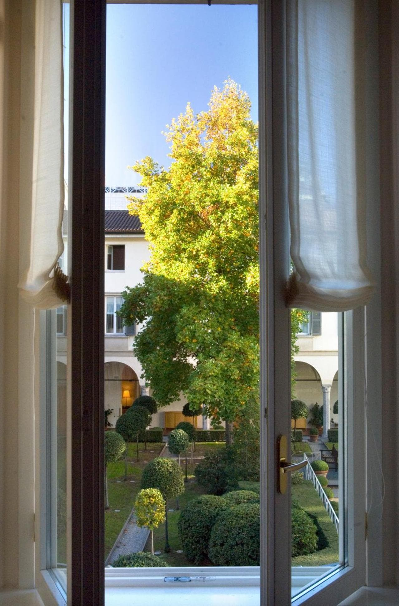 Four Seasons Hotel Milano — 12