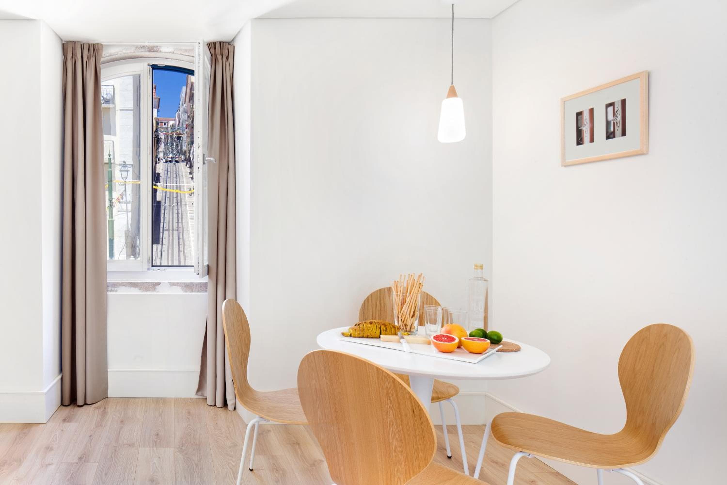 Ascensor da Bica - Apartamentos con servicio en Lisboa — 4