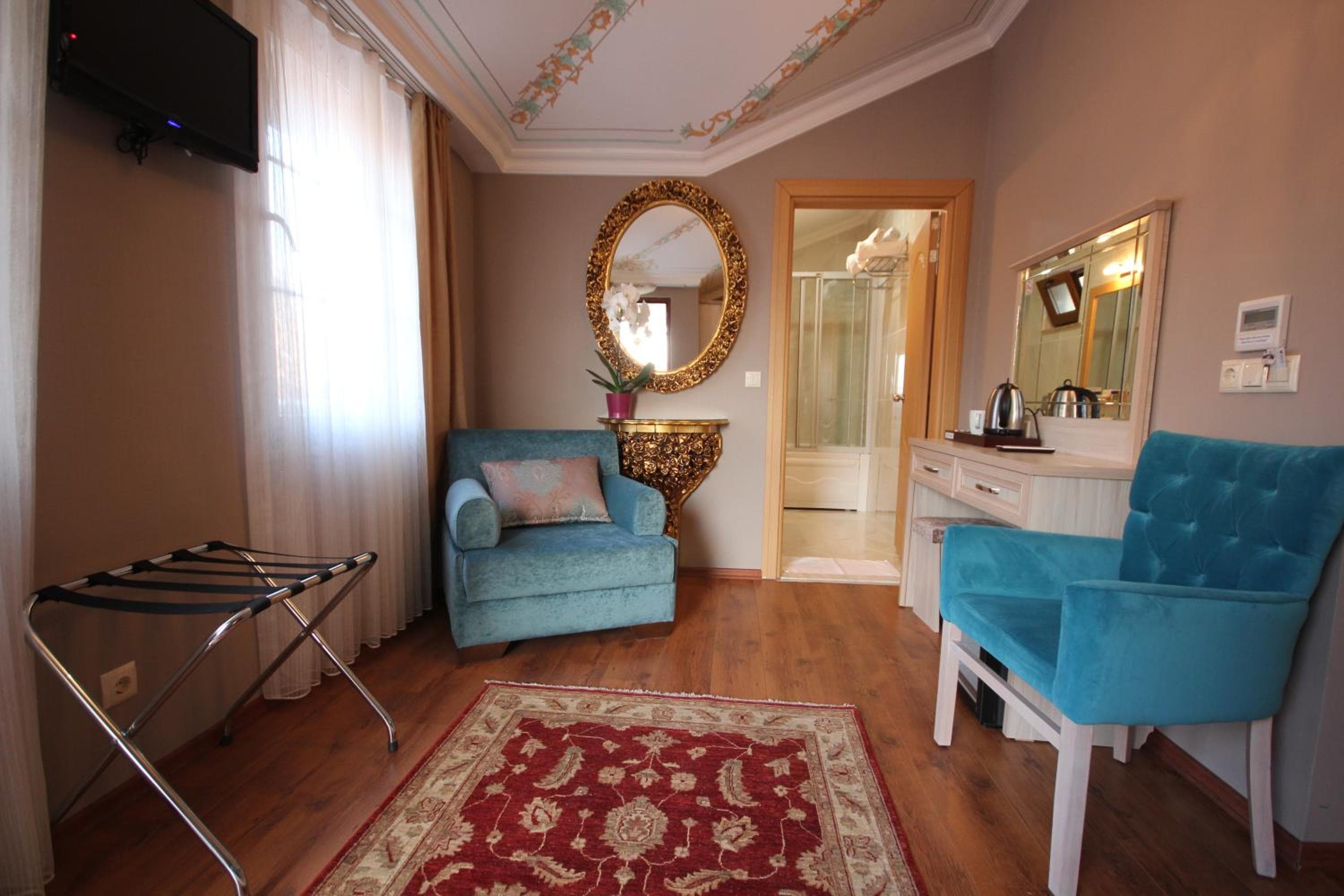 Sultani Royal Hotel — 4