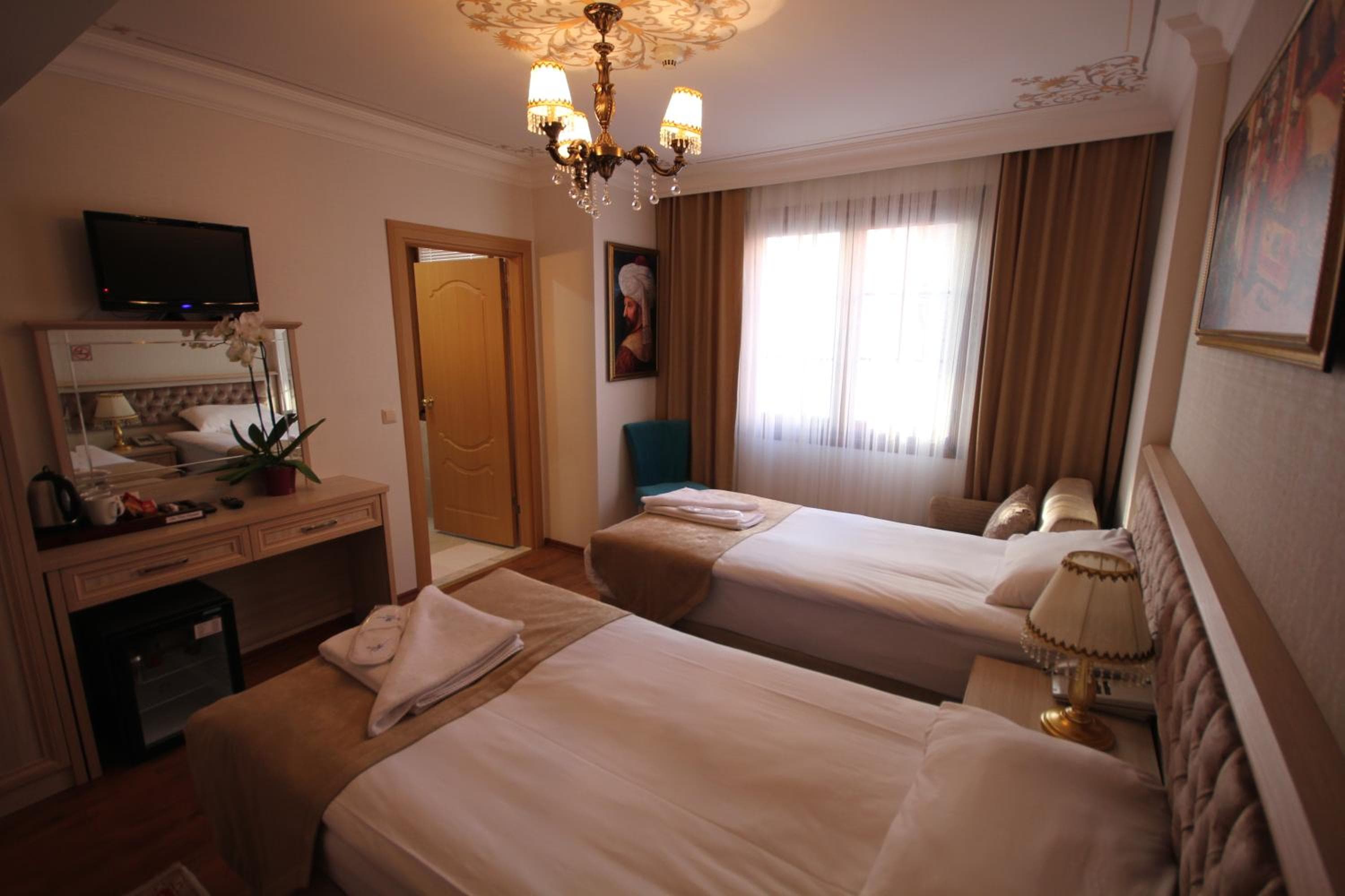 Sultani Royal Hotel — 7