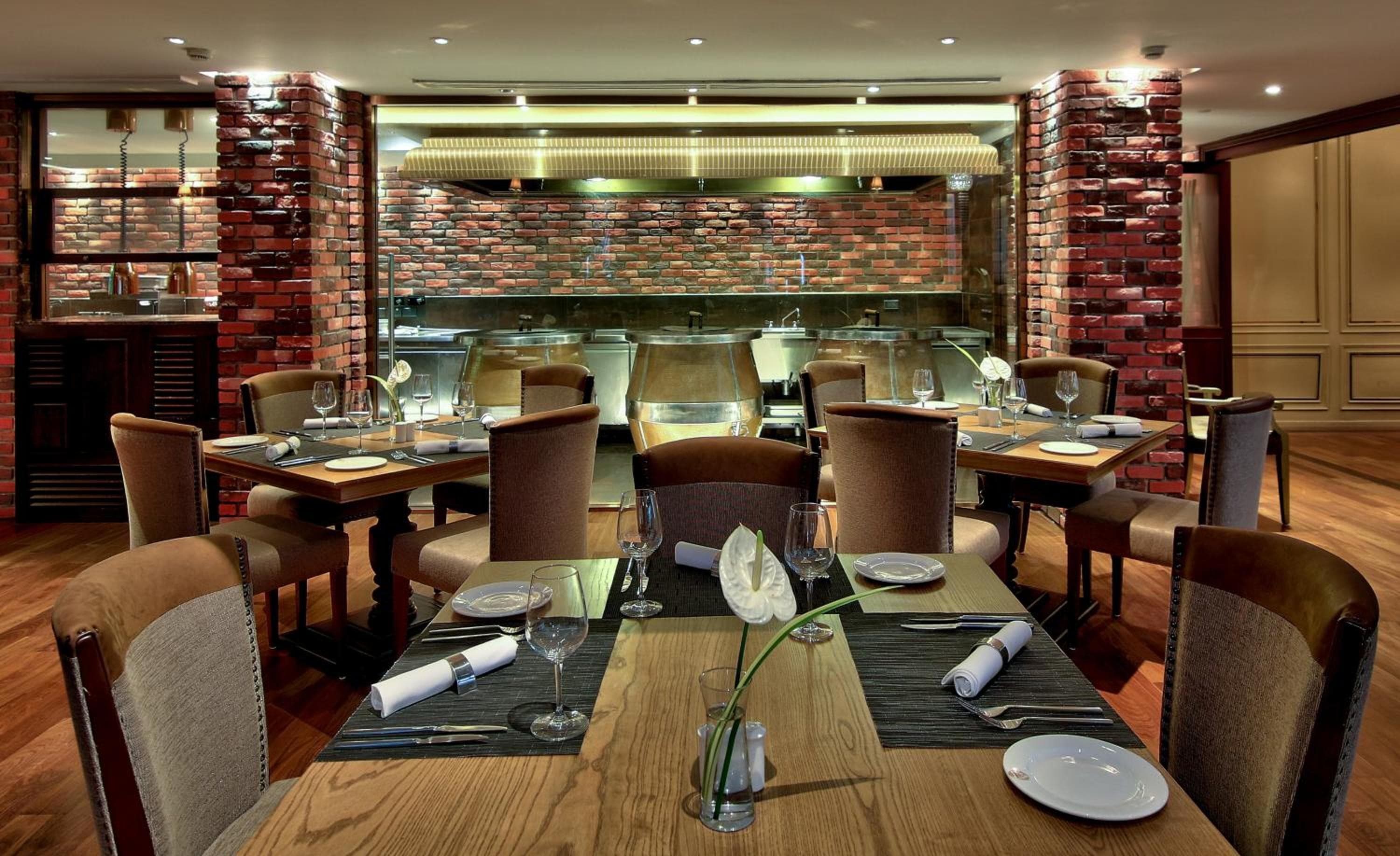 Radisson Suites Bangkok Sukhumvit — 22