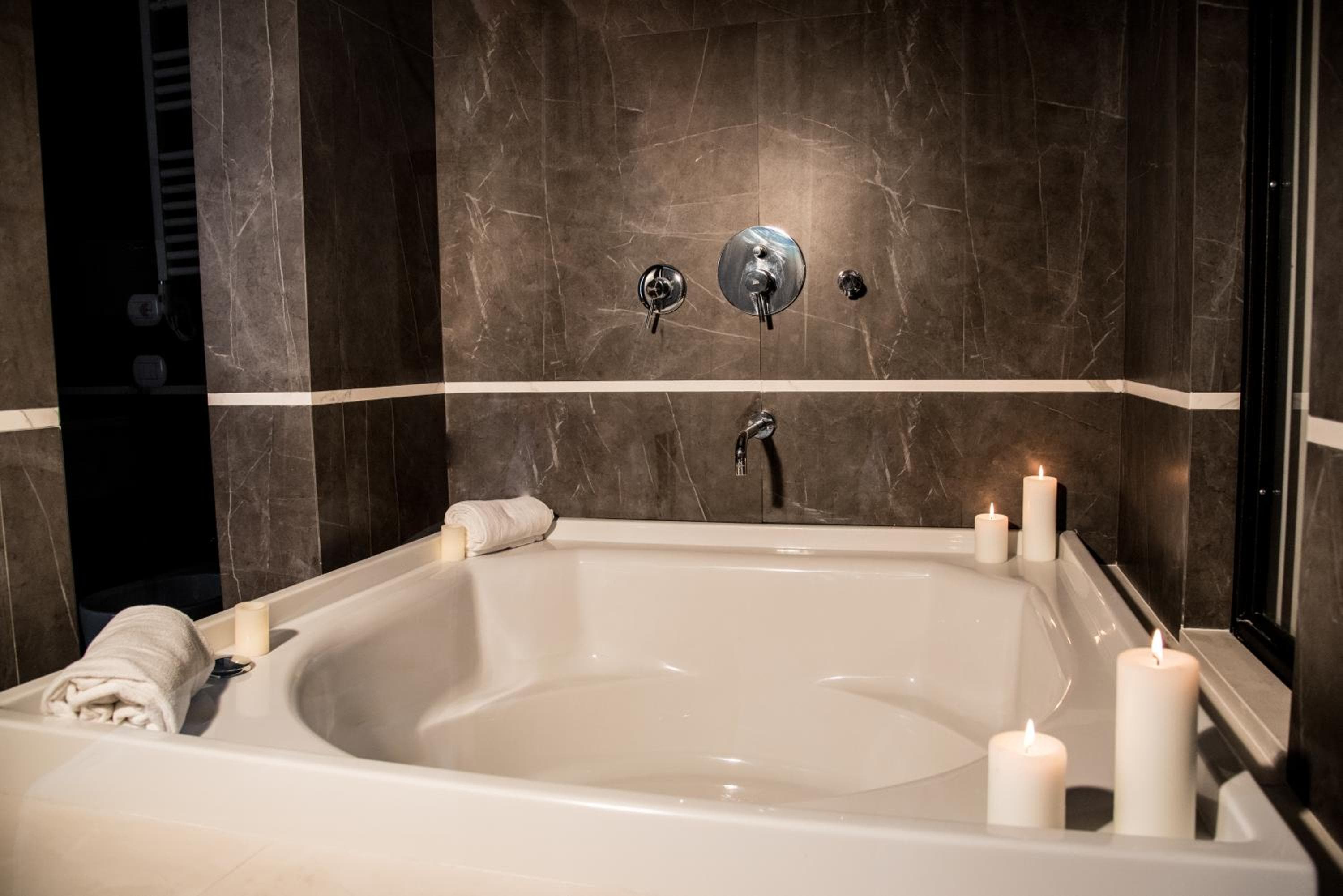 Hotel Monte Cenci — 7