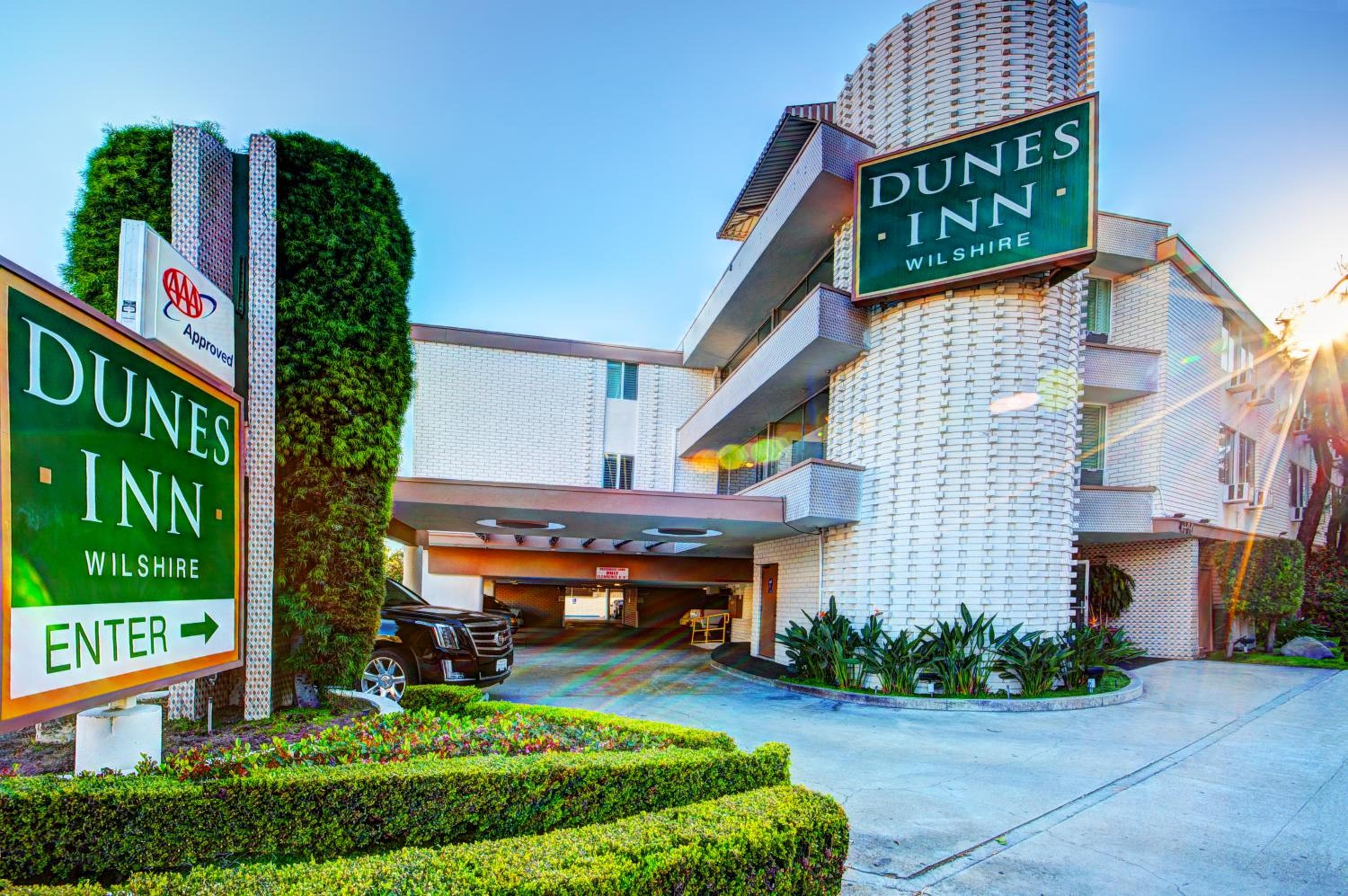 Dunes Inn - Wilshire — 18