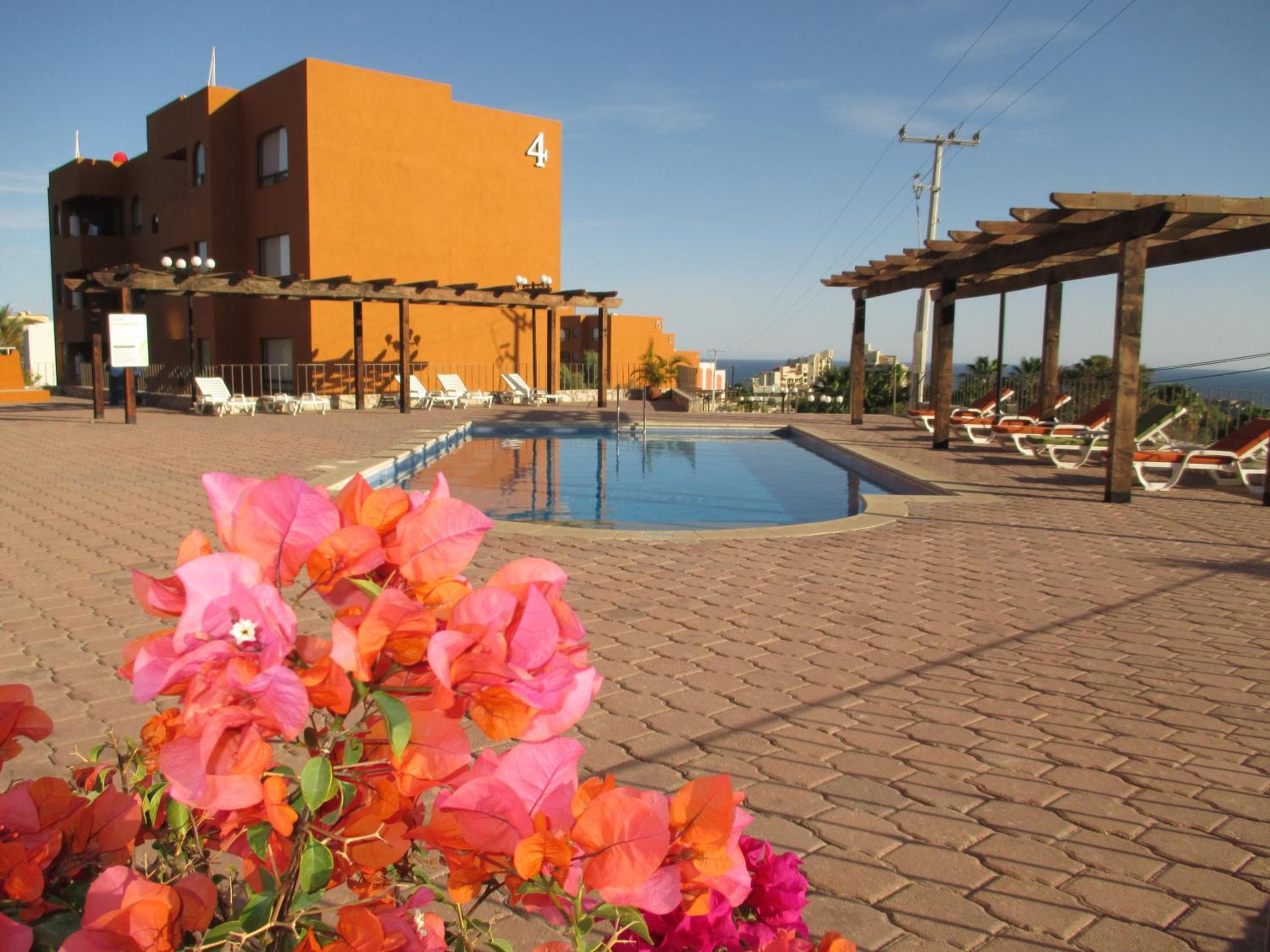 Sunrock Hotel & Suites — 22