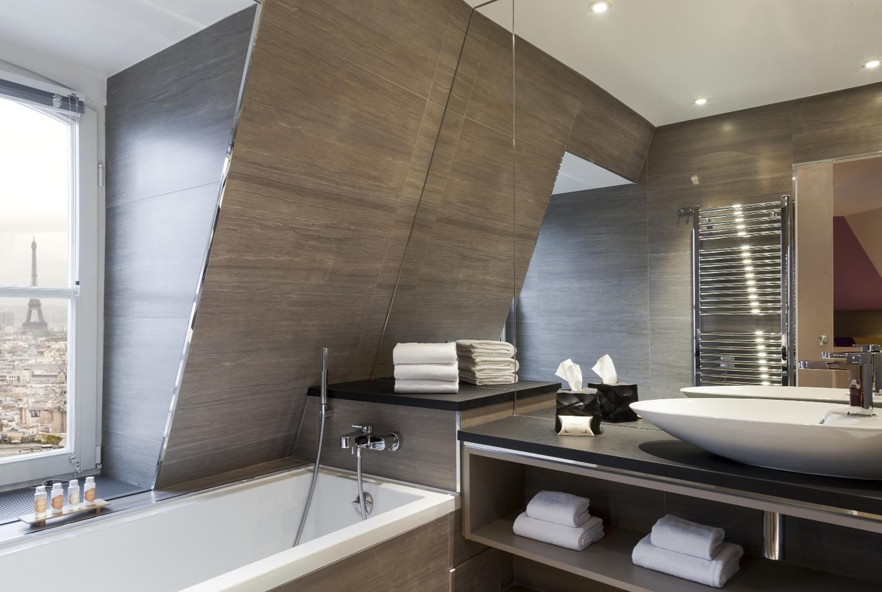 Timhotel Montmartre — 9