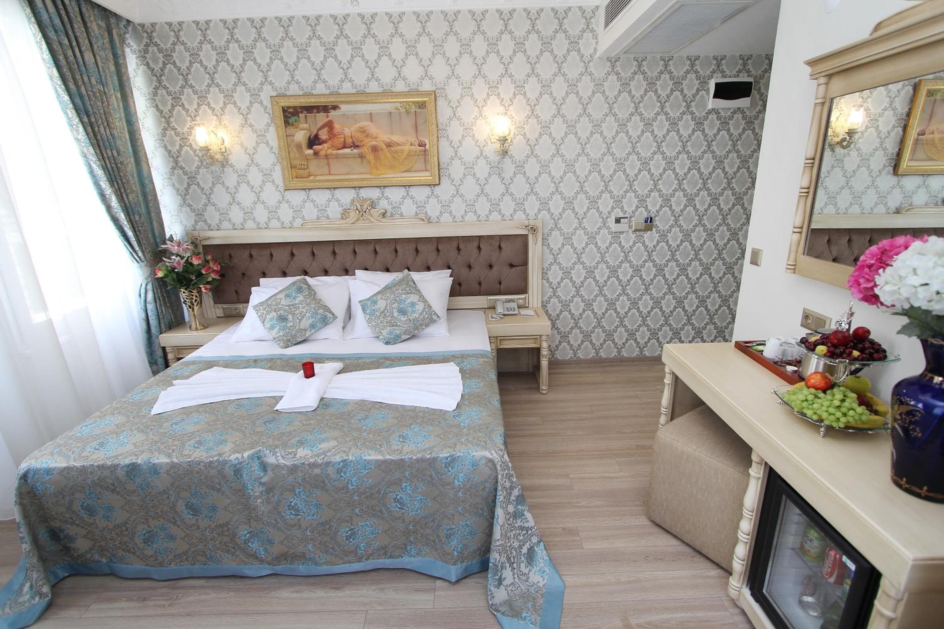Apple Tree Hotel — 3