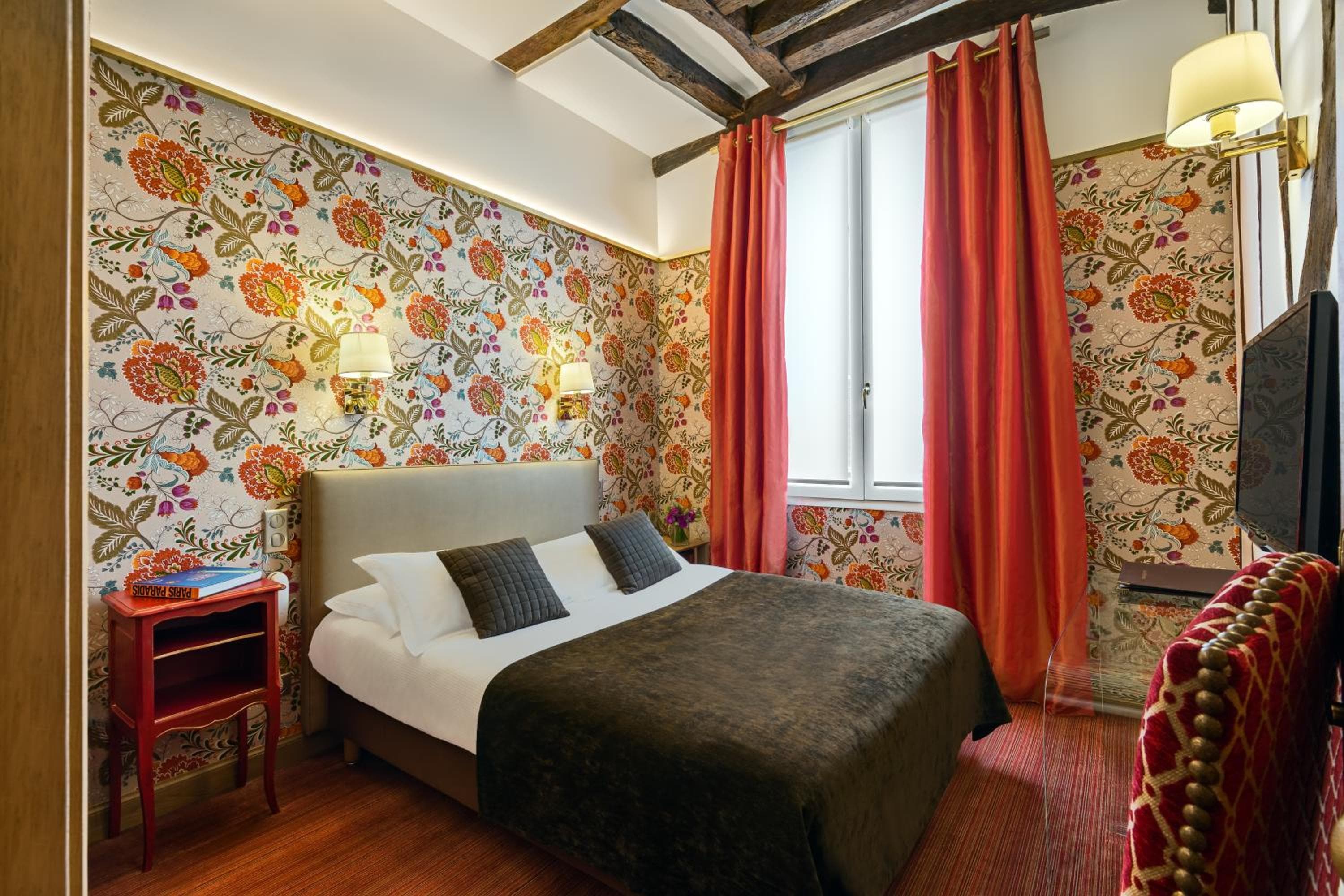 Hôtel Saint-Paul Rive-Gauche — 9