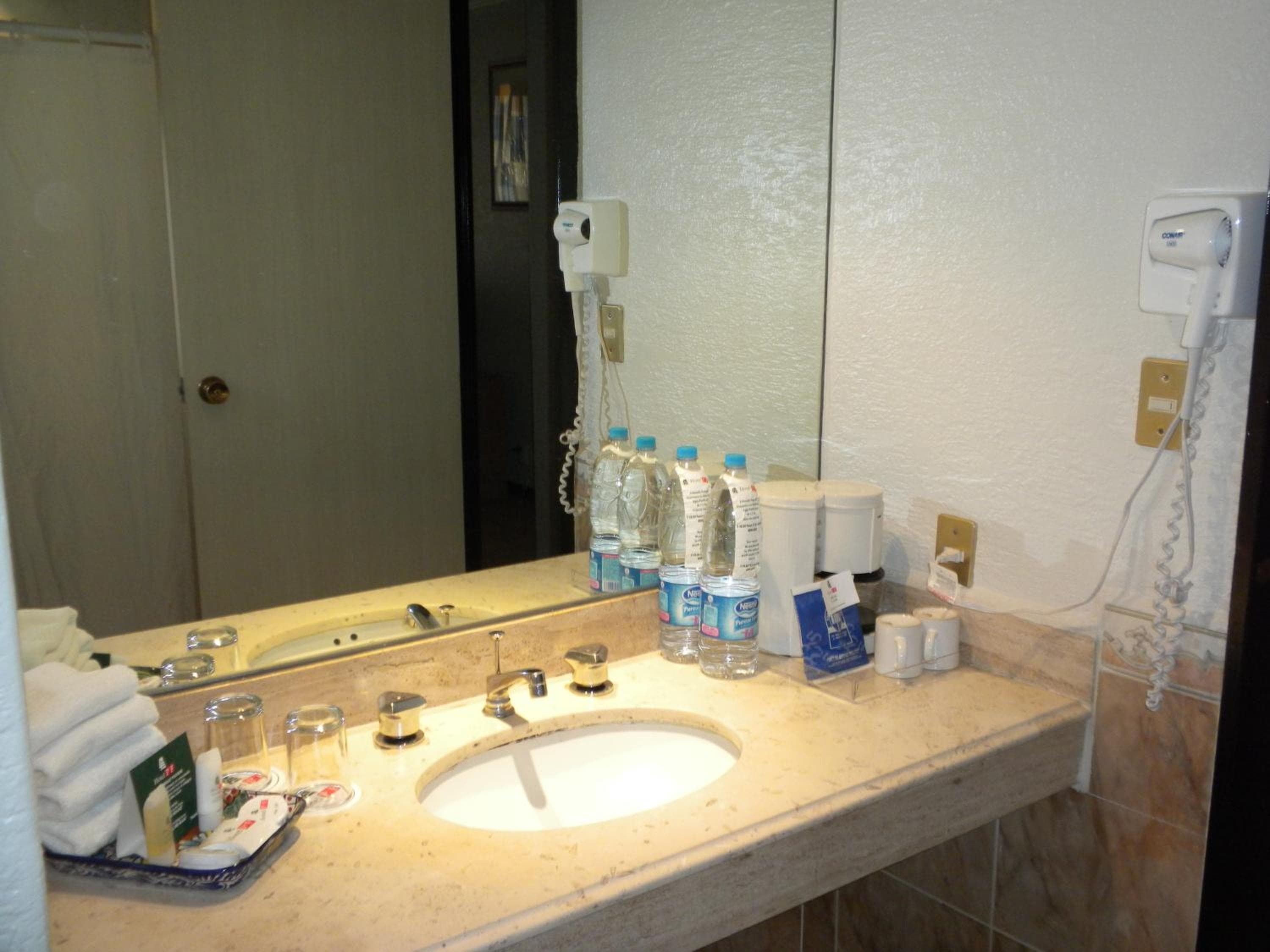 Hotel PF — 5
