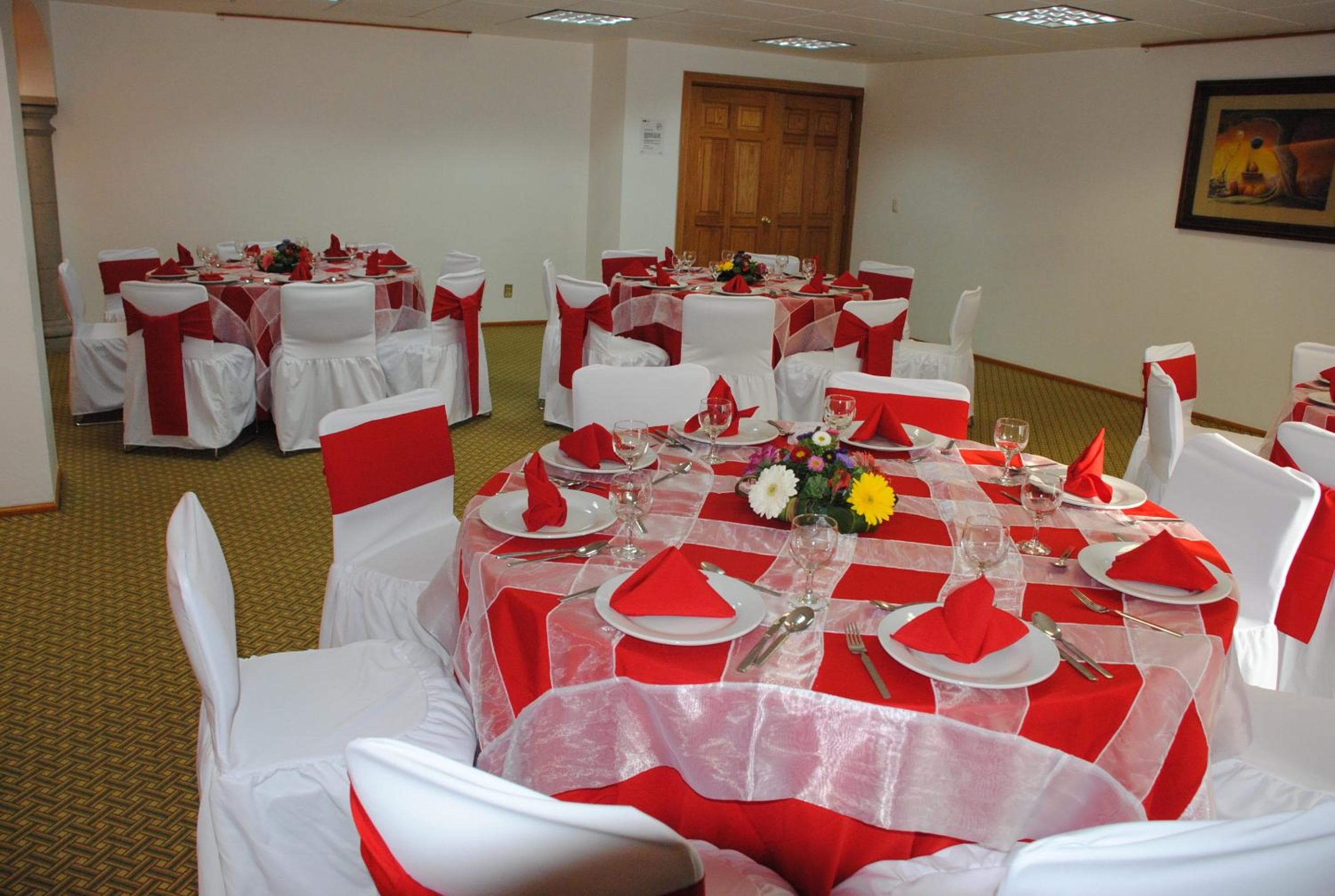 Hotel & Suites PF — 27