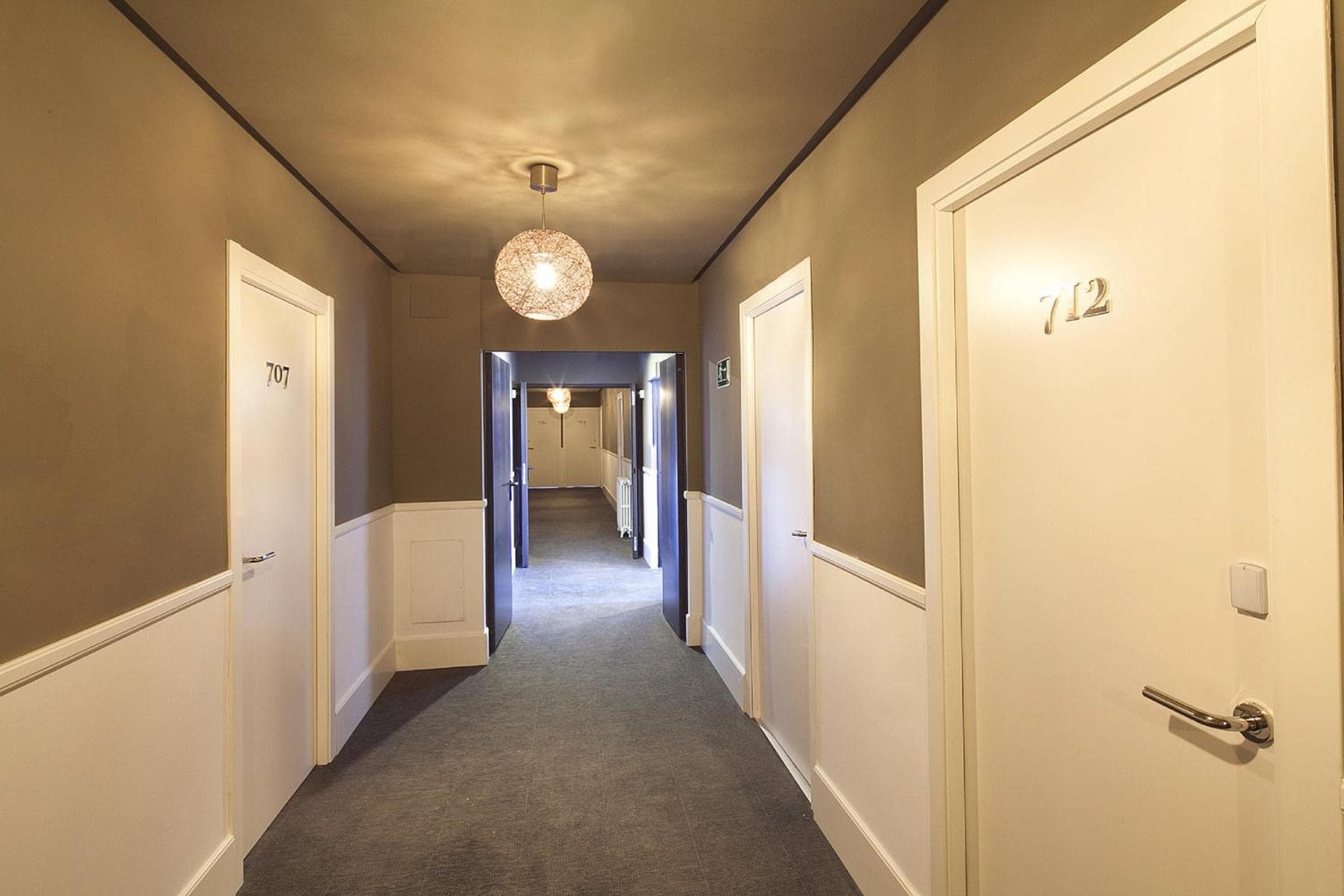 Hotel Acta Madfor — 30