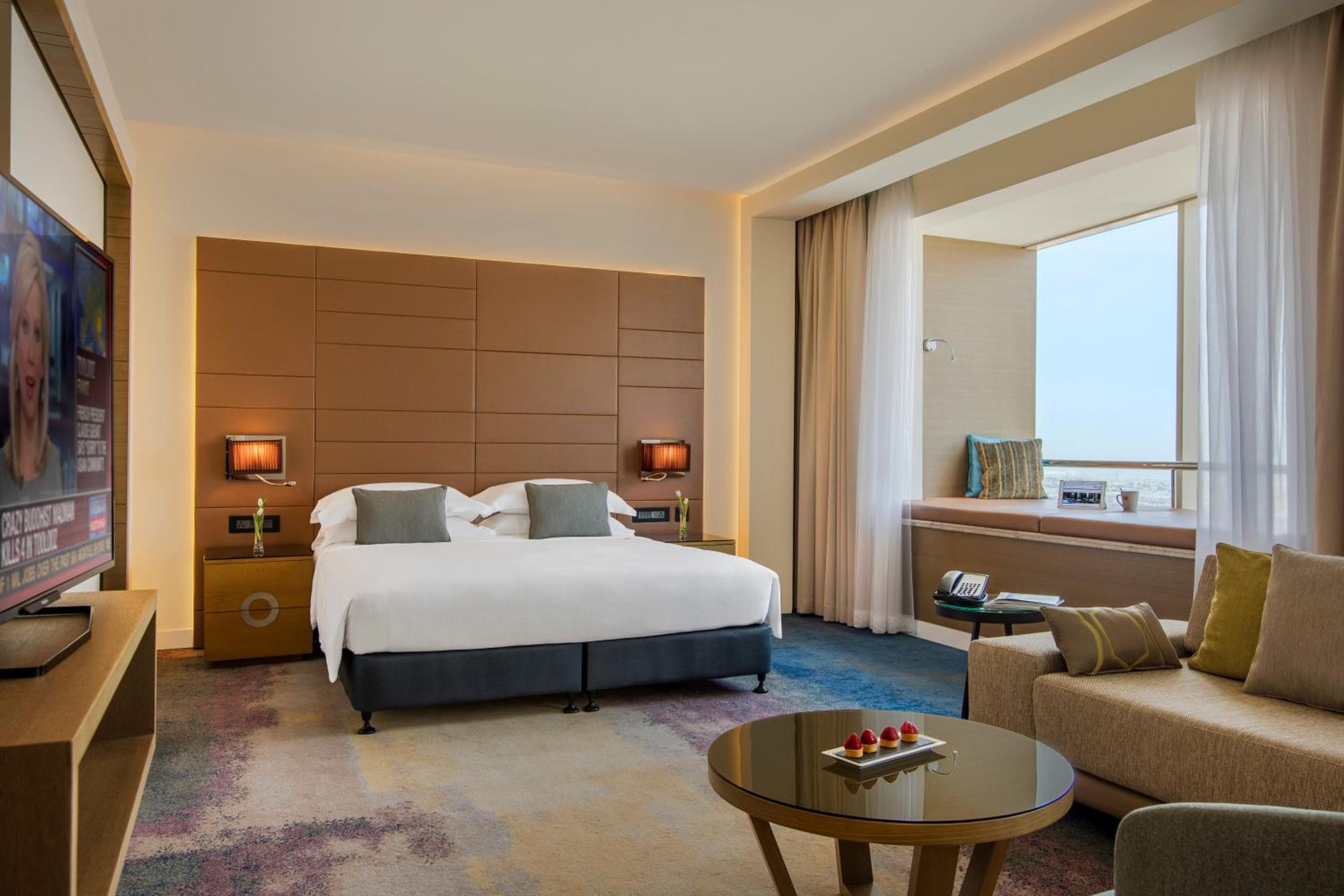 Towers Rotana - Dubai — 27