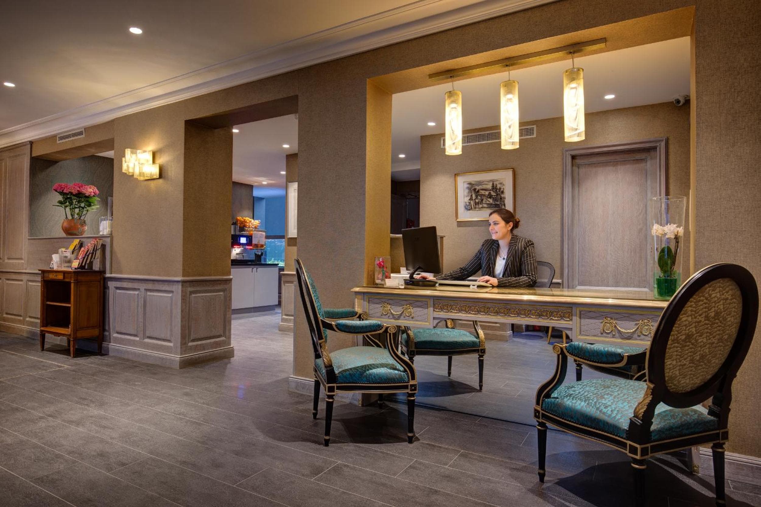 Hotel Muguet — 3
