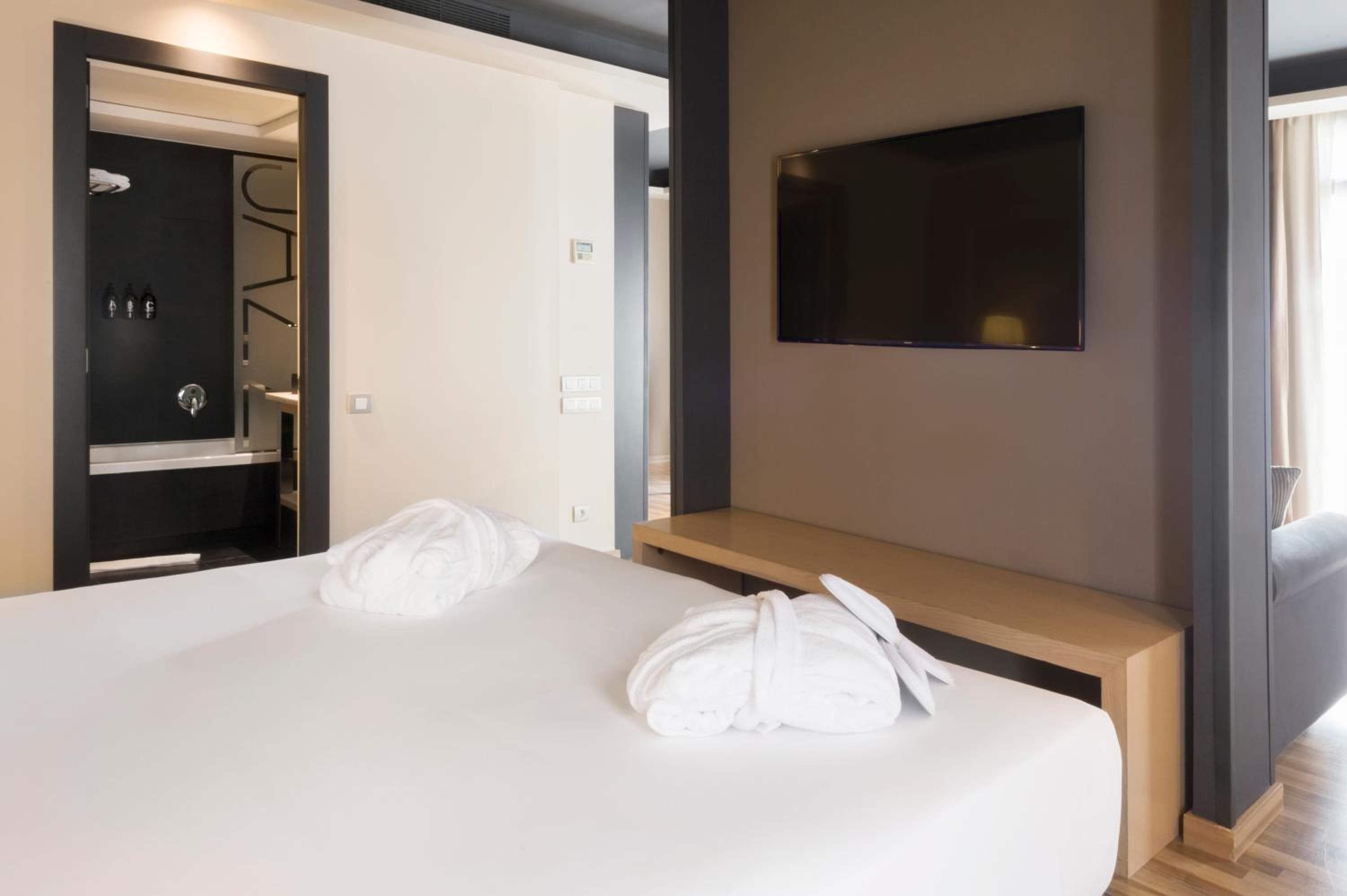 Hotel Jazz — 4