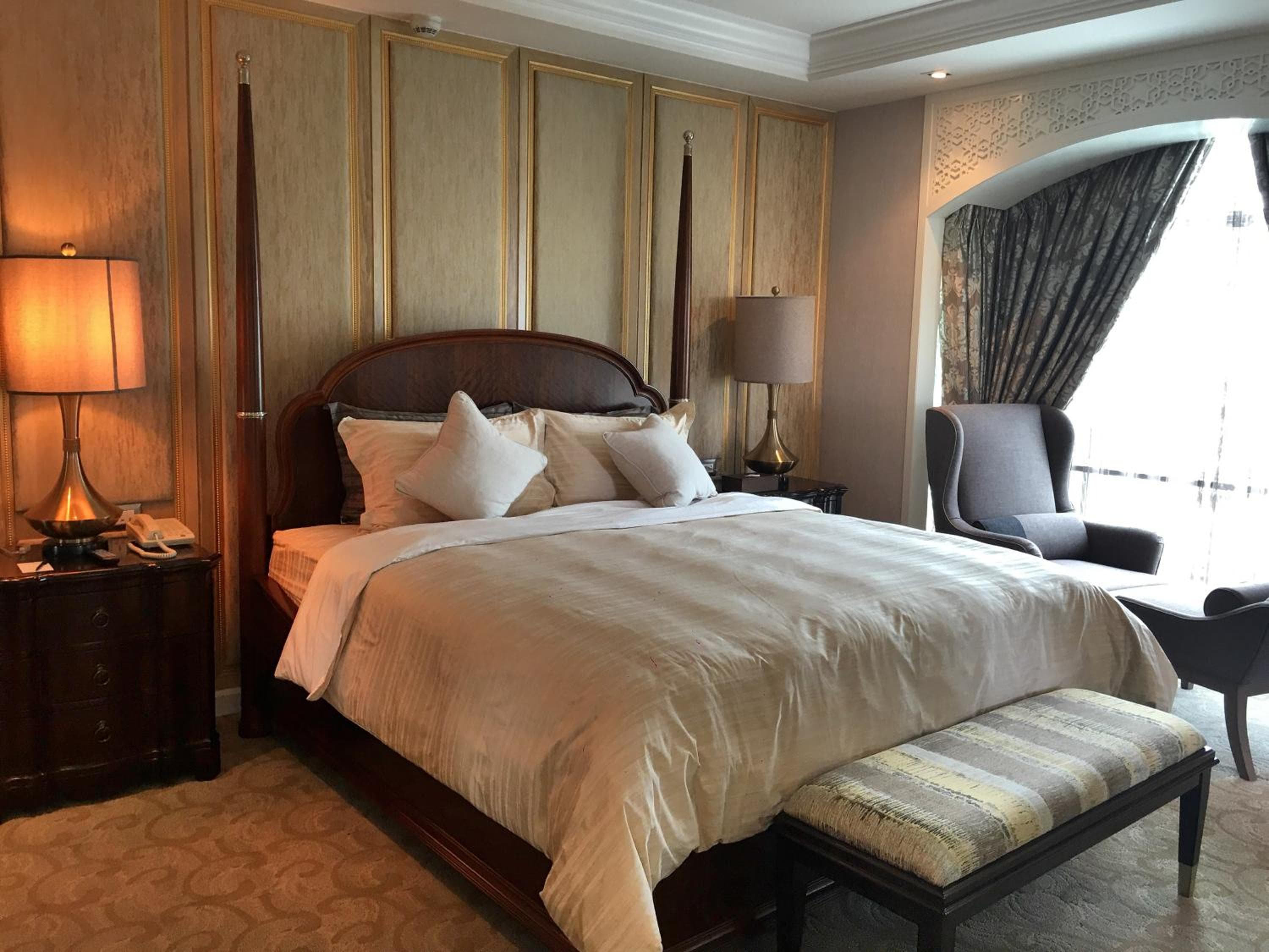 Al Meroz Hotel Bangkok - The Leading Halal Hotel — 11