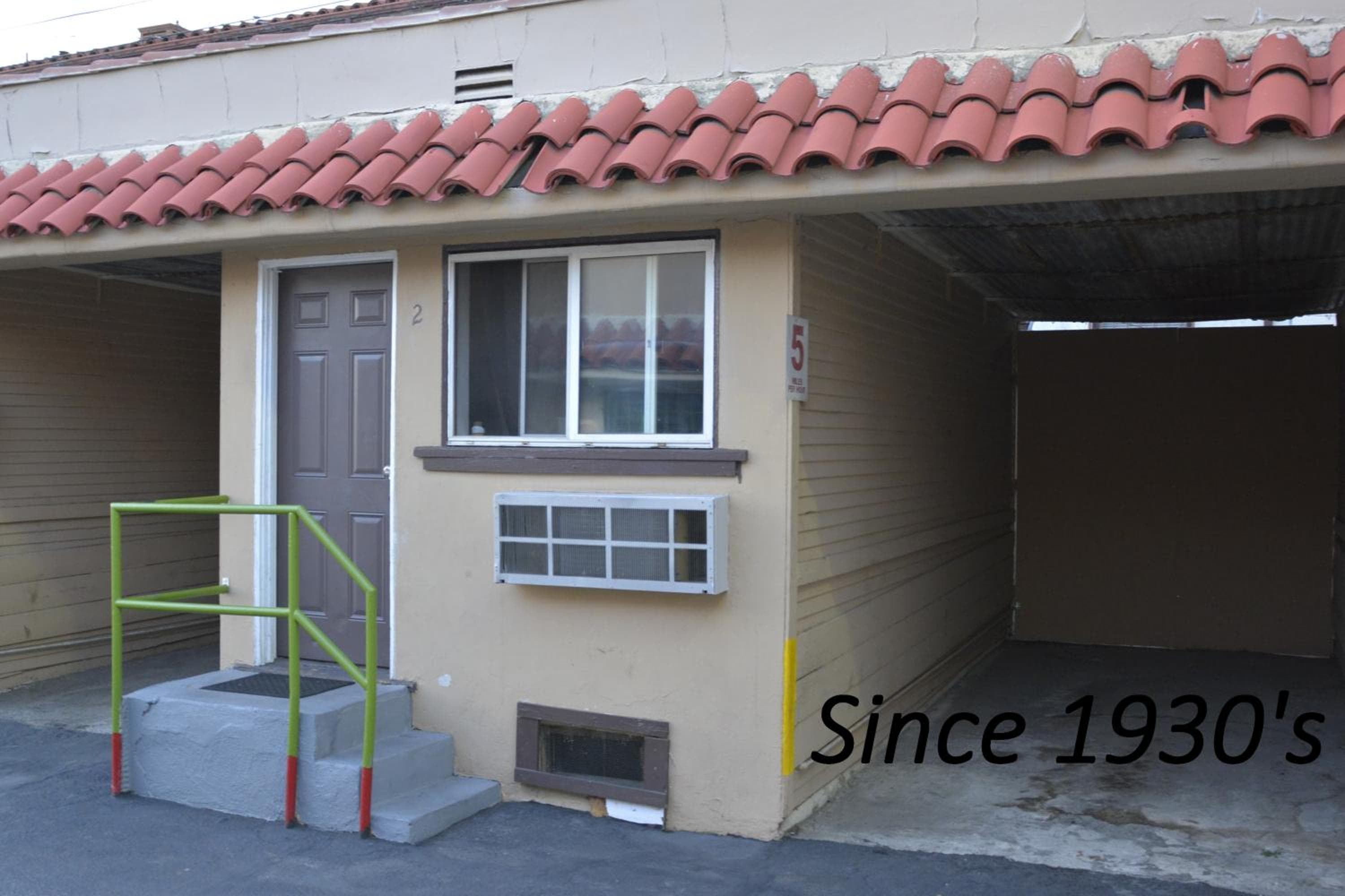 Motel Lincoln Park — 24