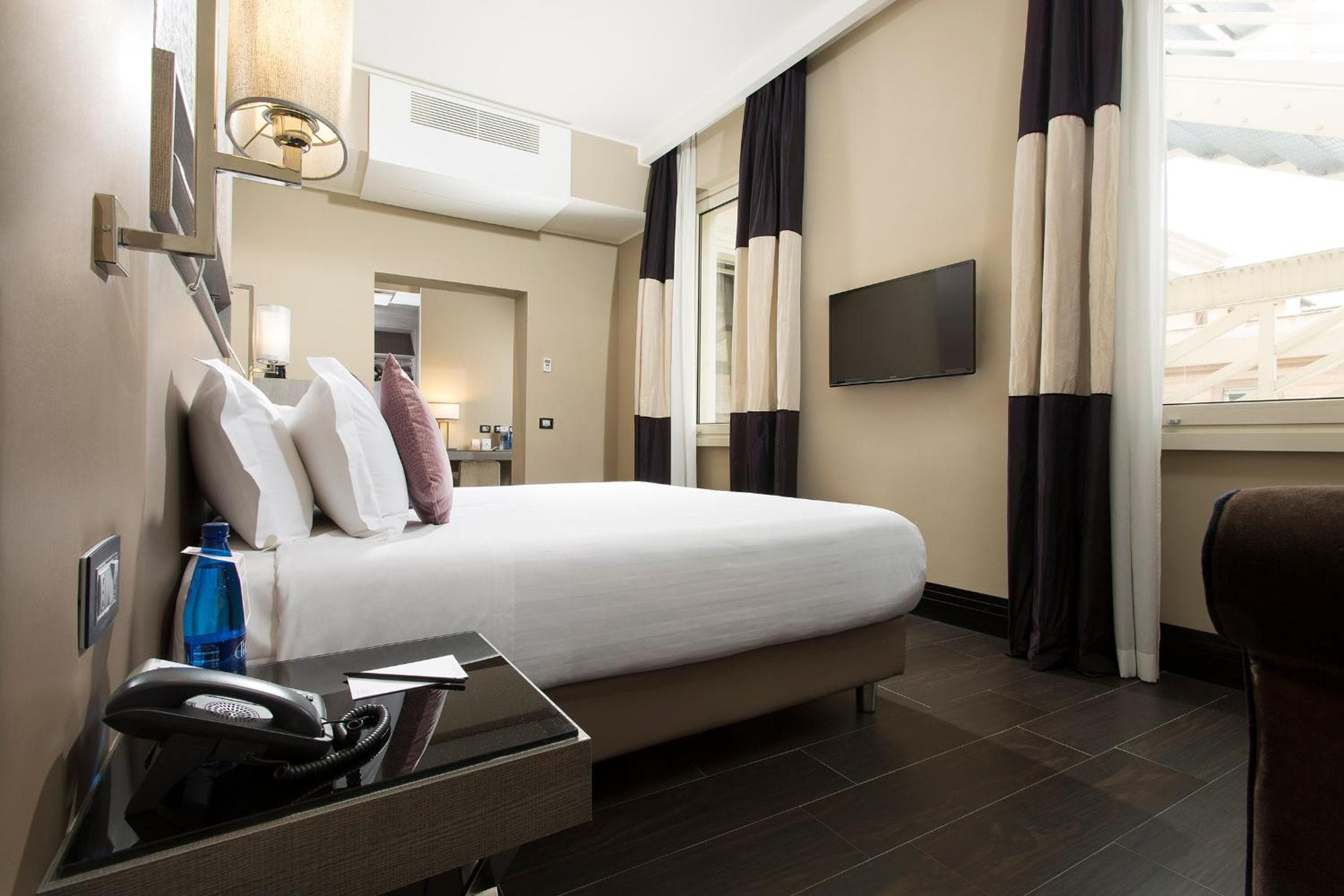 Hotel Roma — 21