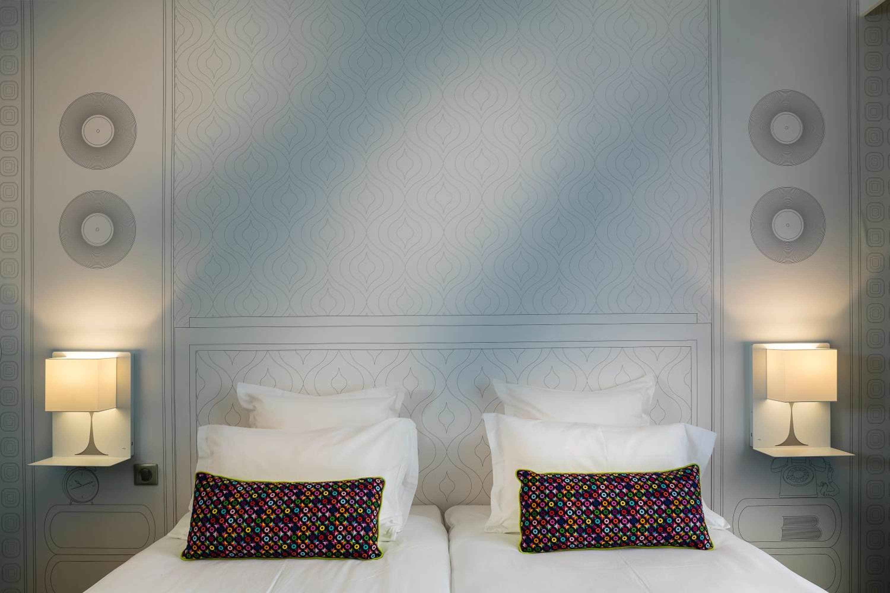 Hotel Paris Vaugirard — 18