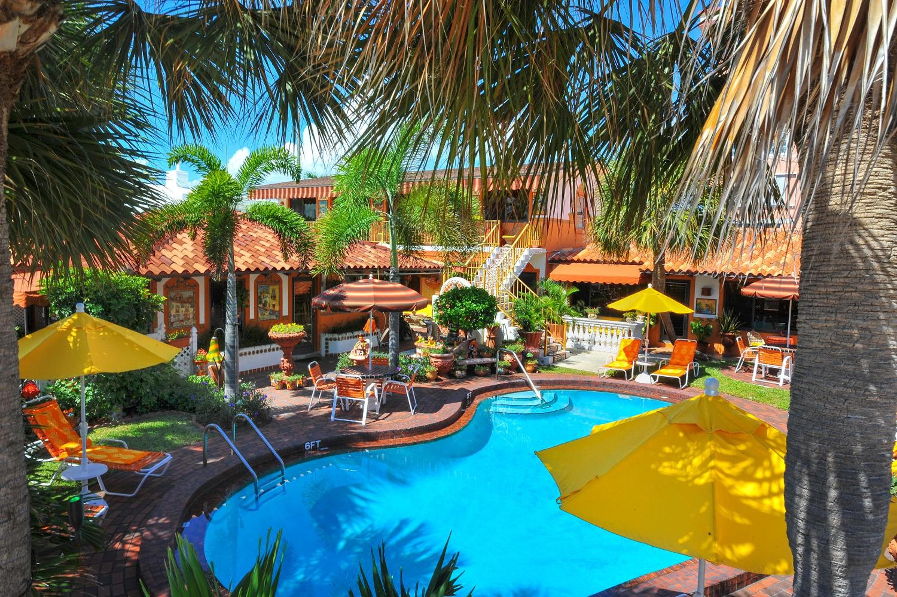 Patio de los mares azules — 3
