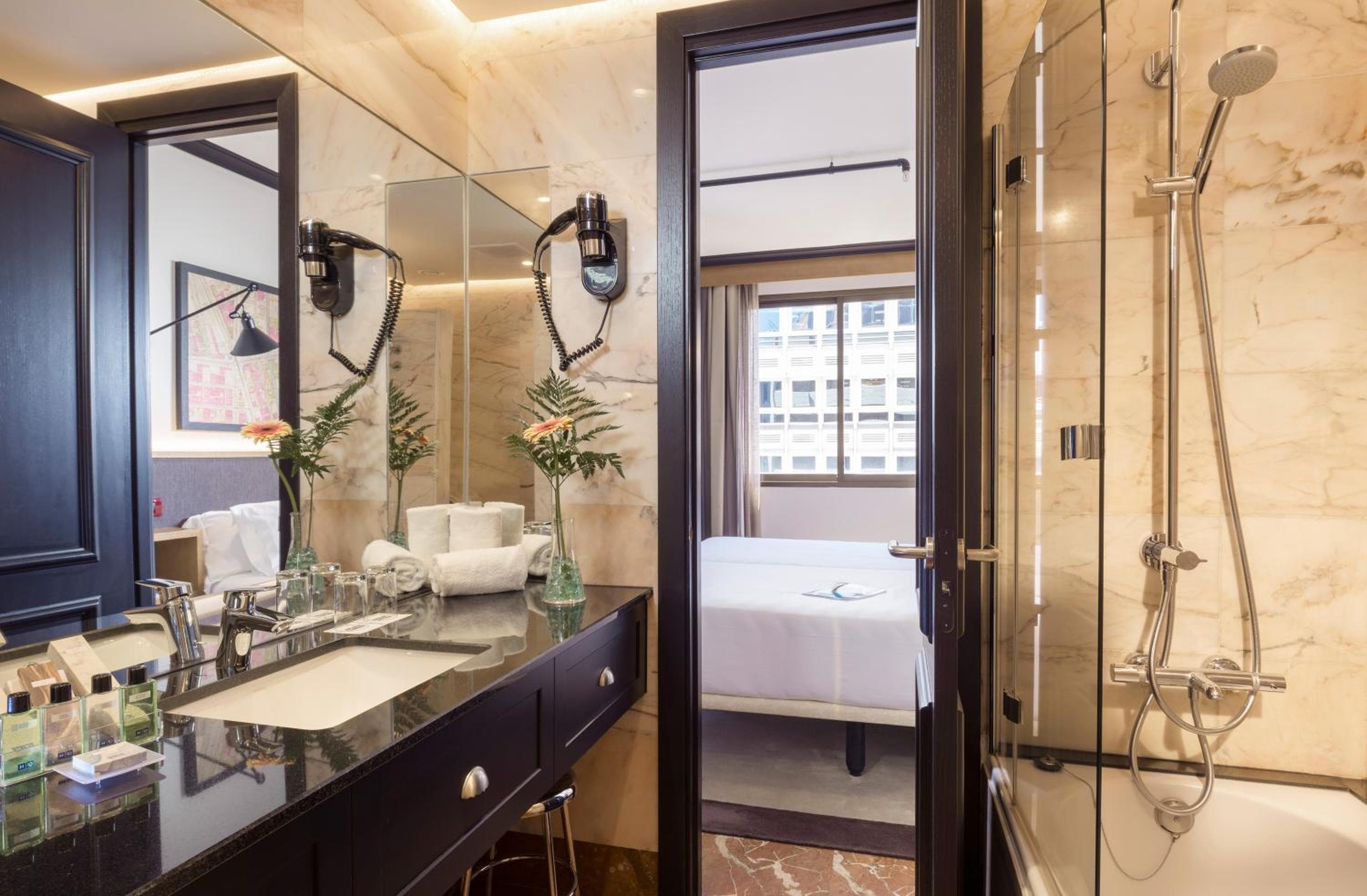 H10 Tribeca — 26