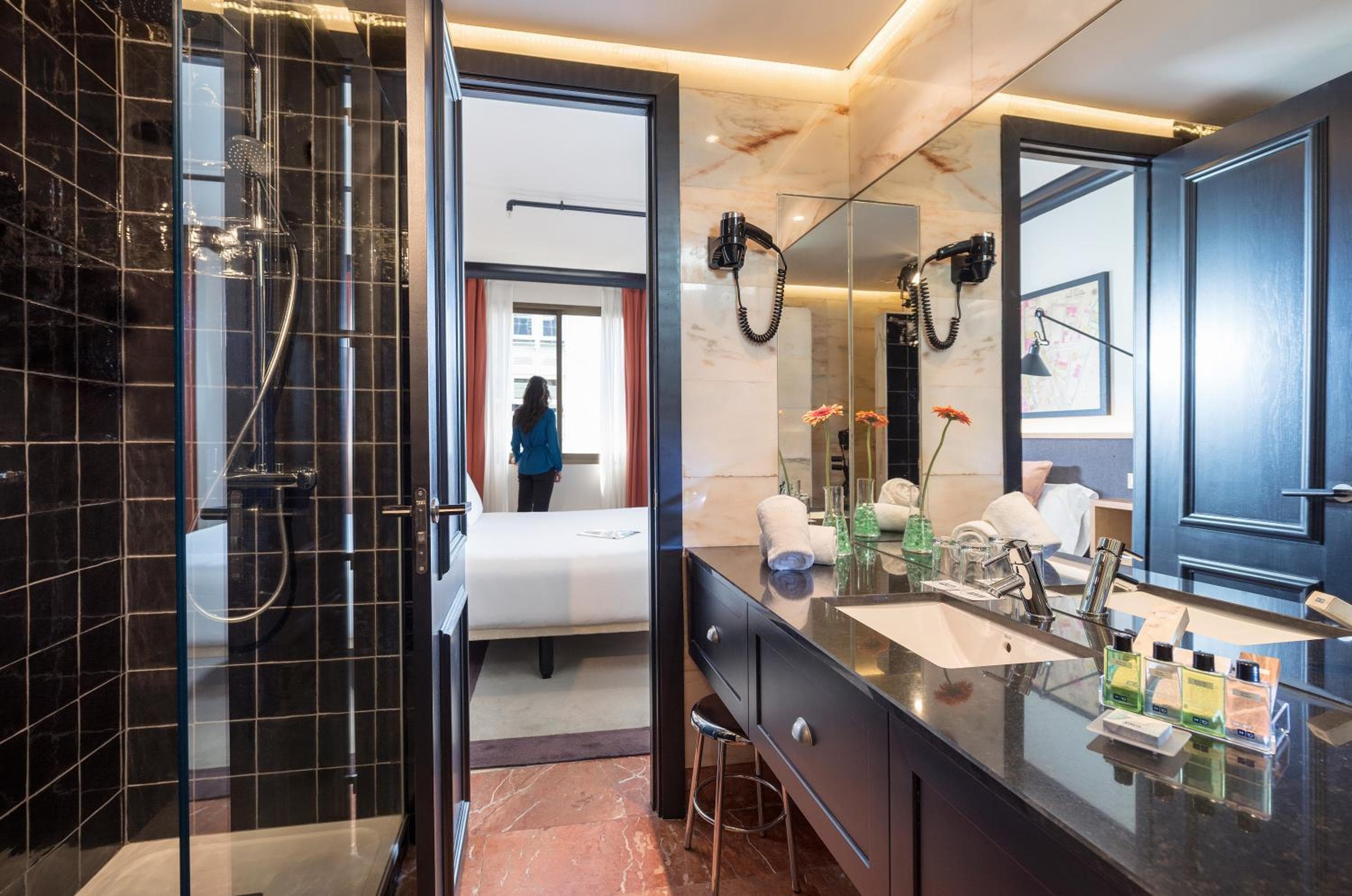 H10 Tribeca — 13