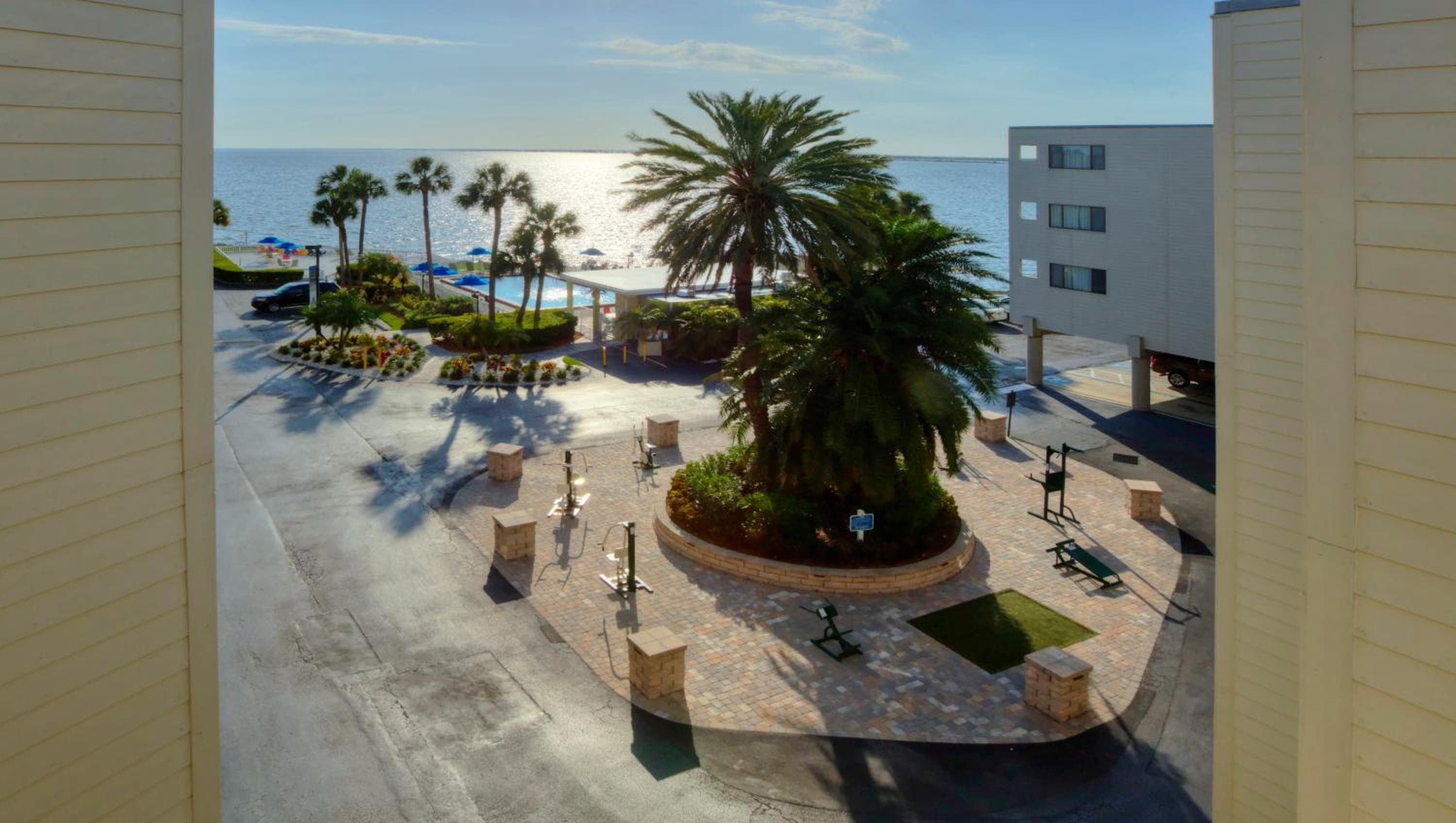Sailport Waterfront Suites — 15