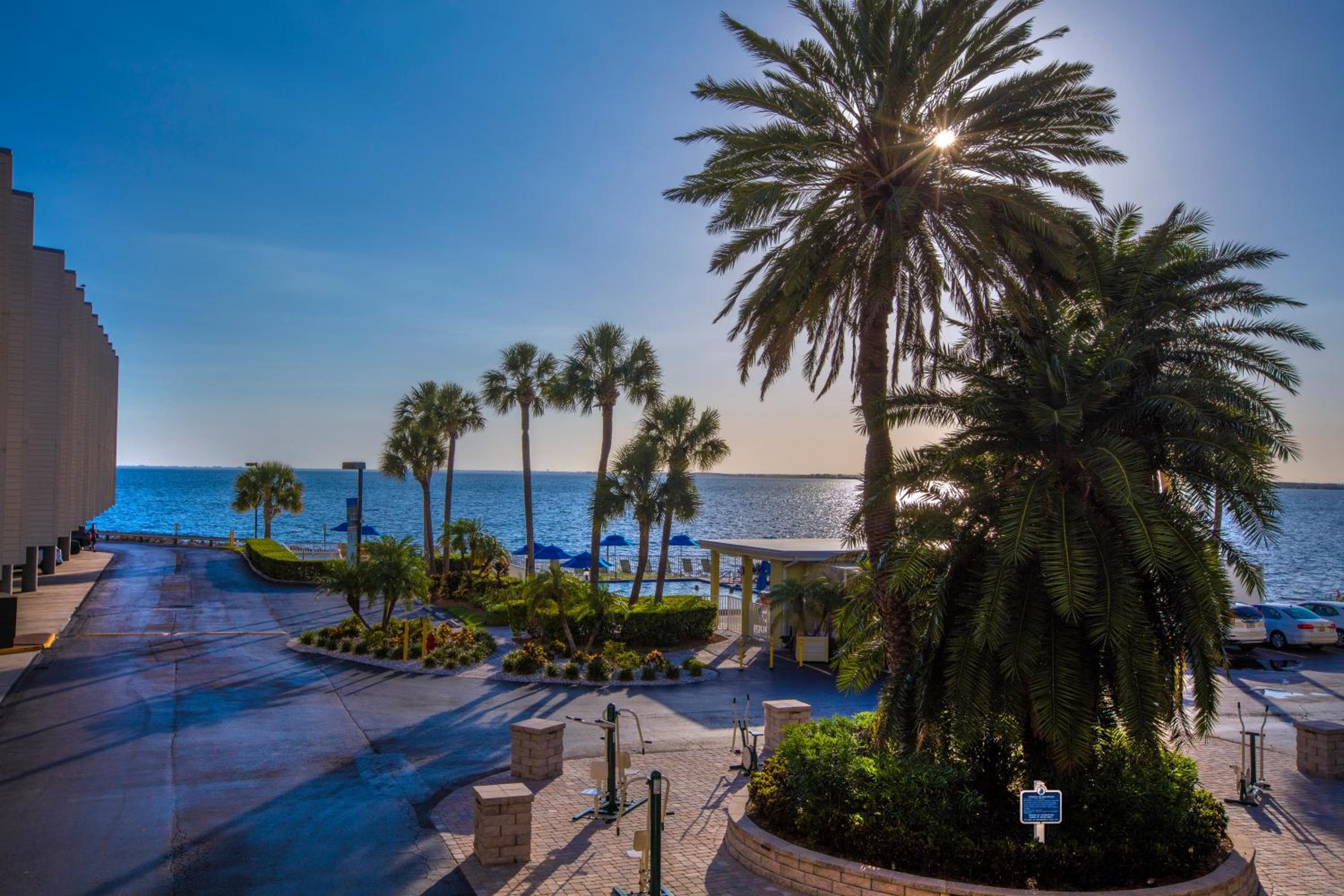 Sailport Waterfront Suites — 8