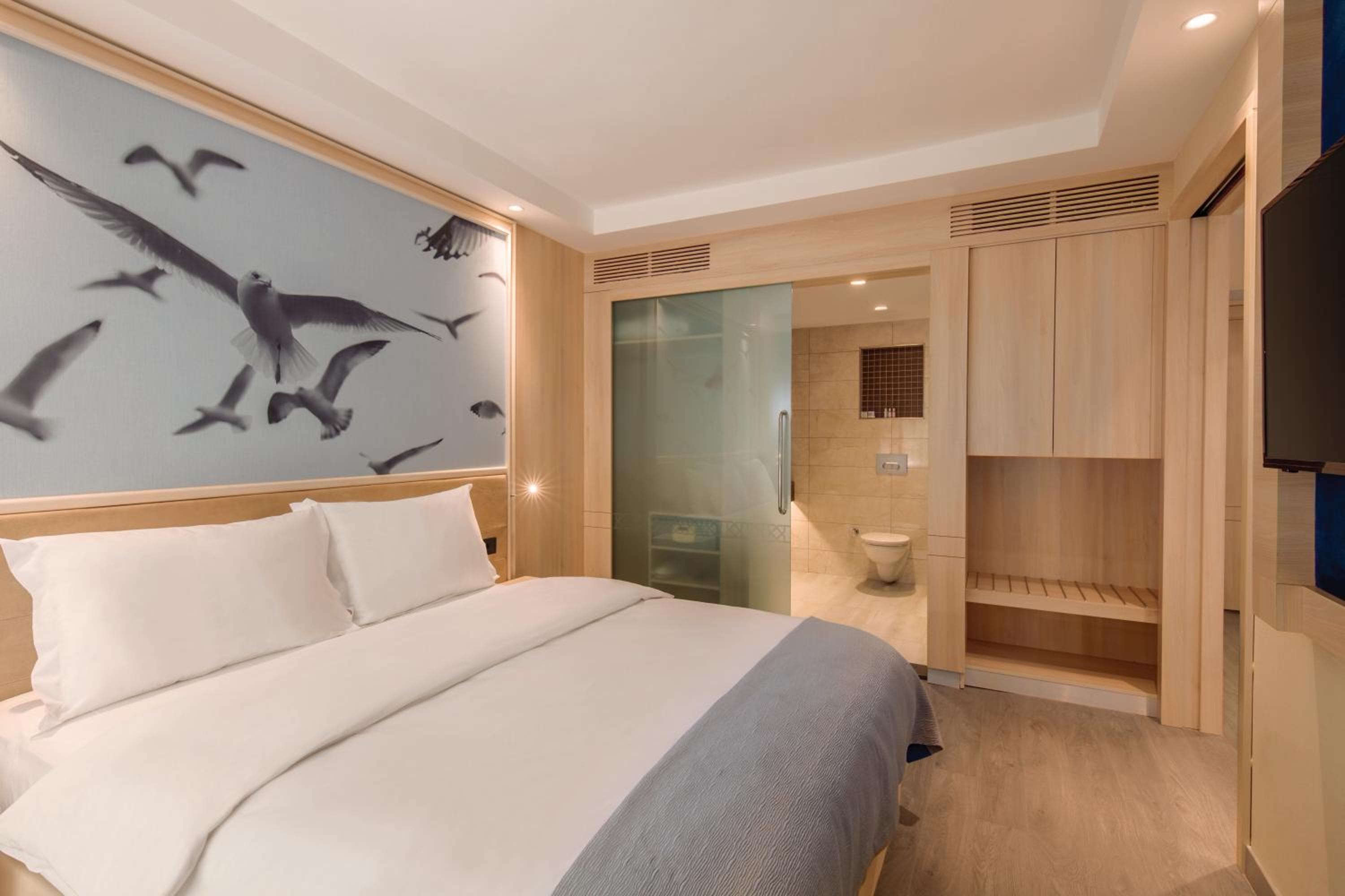 Ramada by Wyndham Istanbul Old City — 21