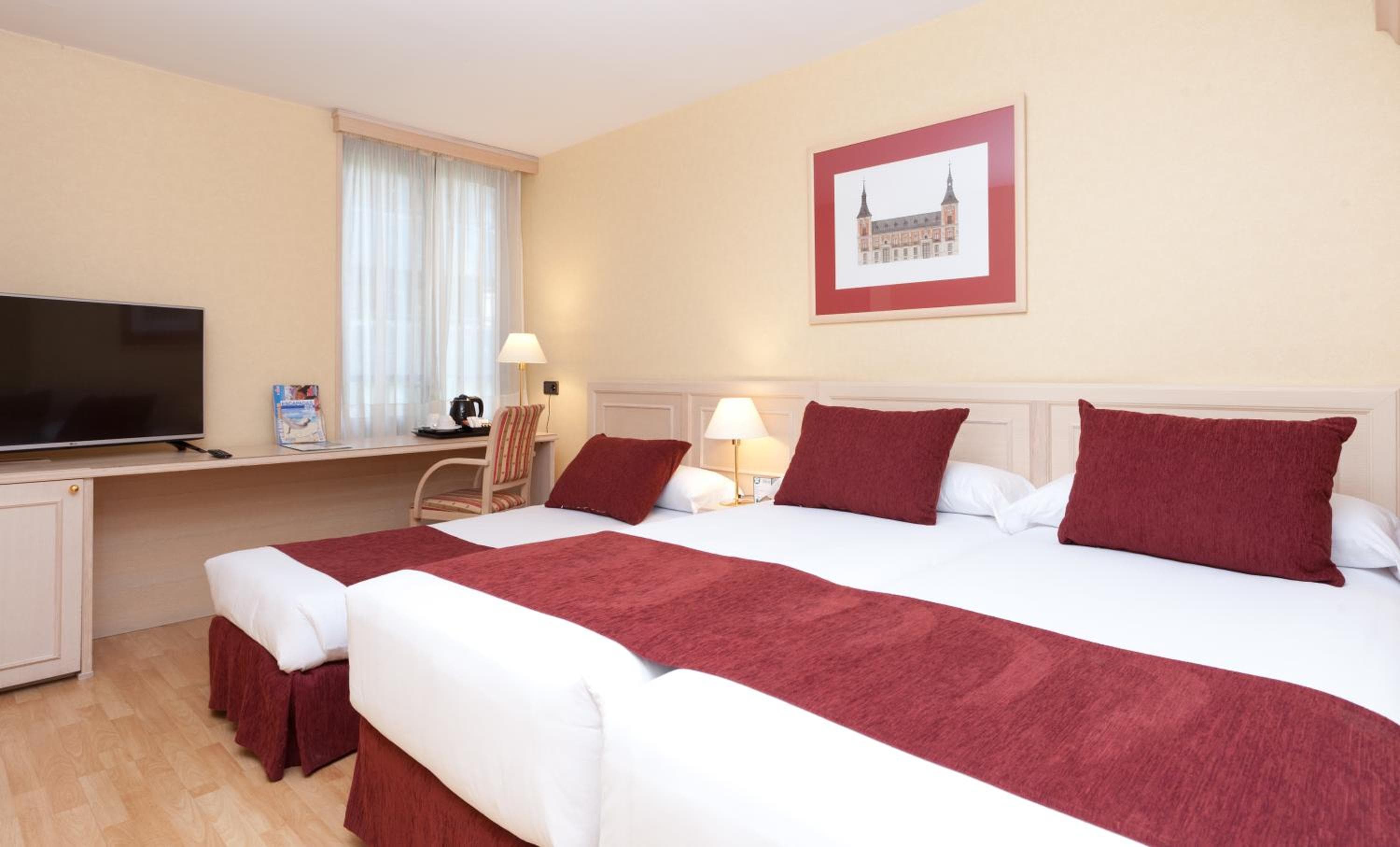BYPILLOW Castellana — 24