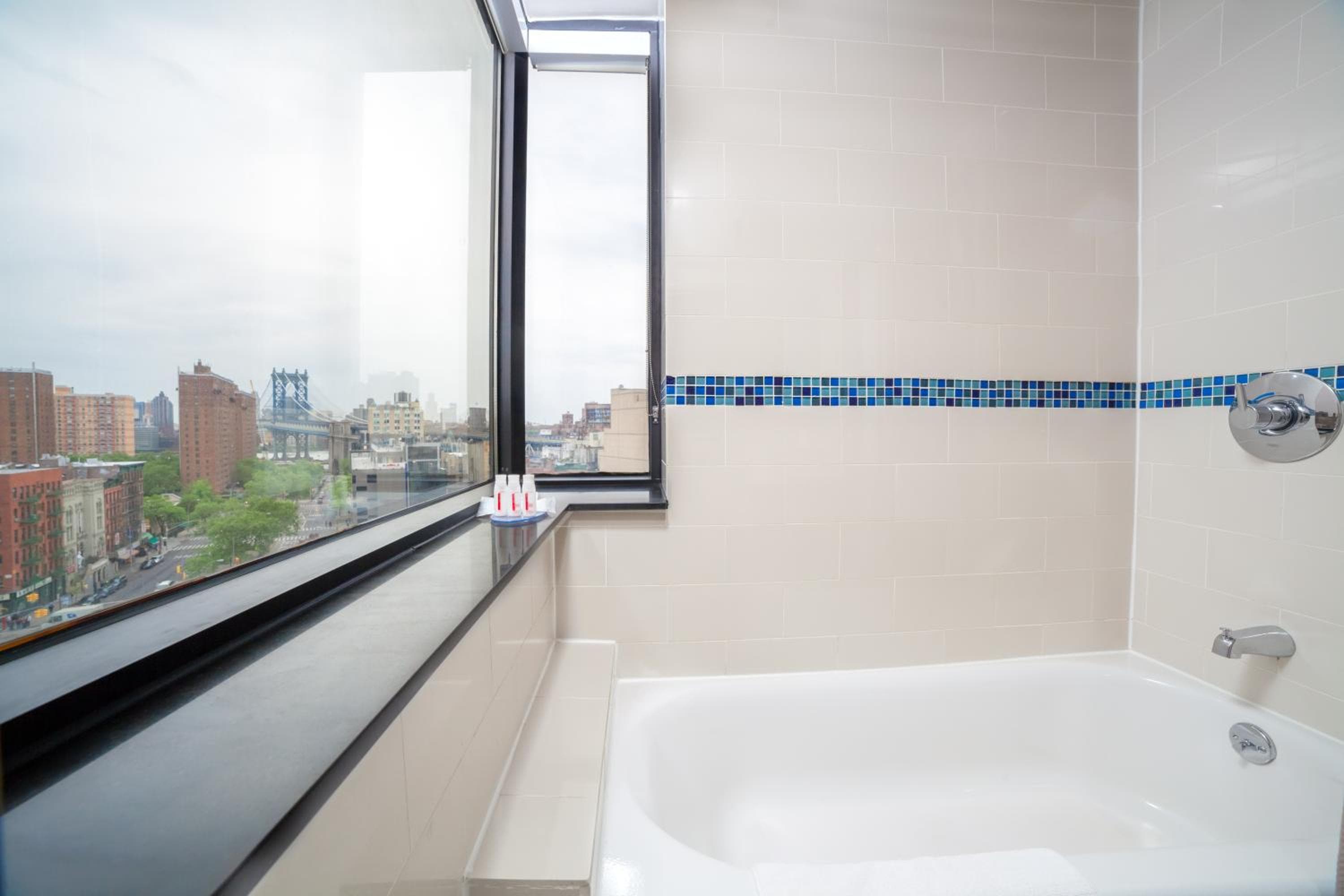 Hotel Richland LES — 28