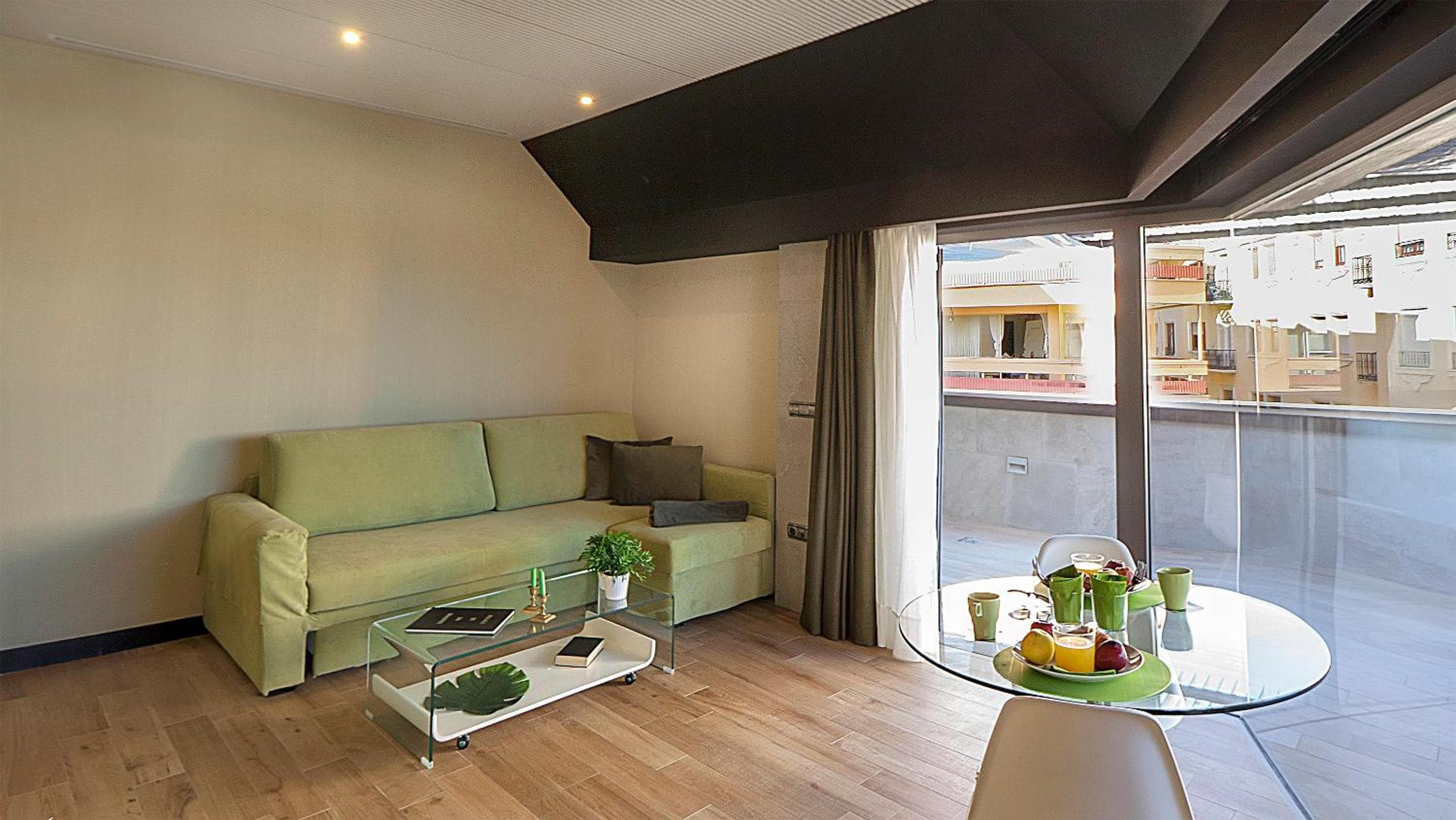 Apartamentos Suites Oficentro Deluxe — 29