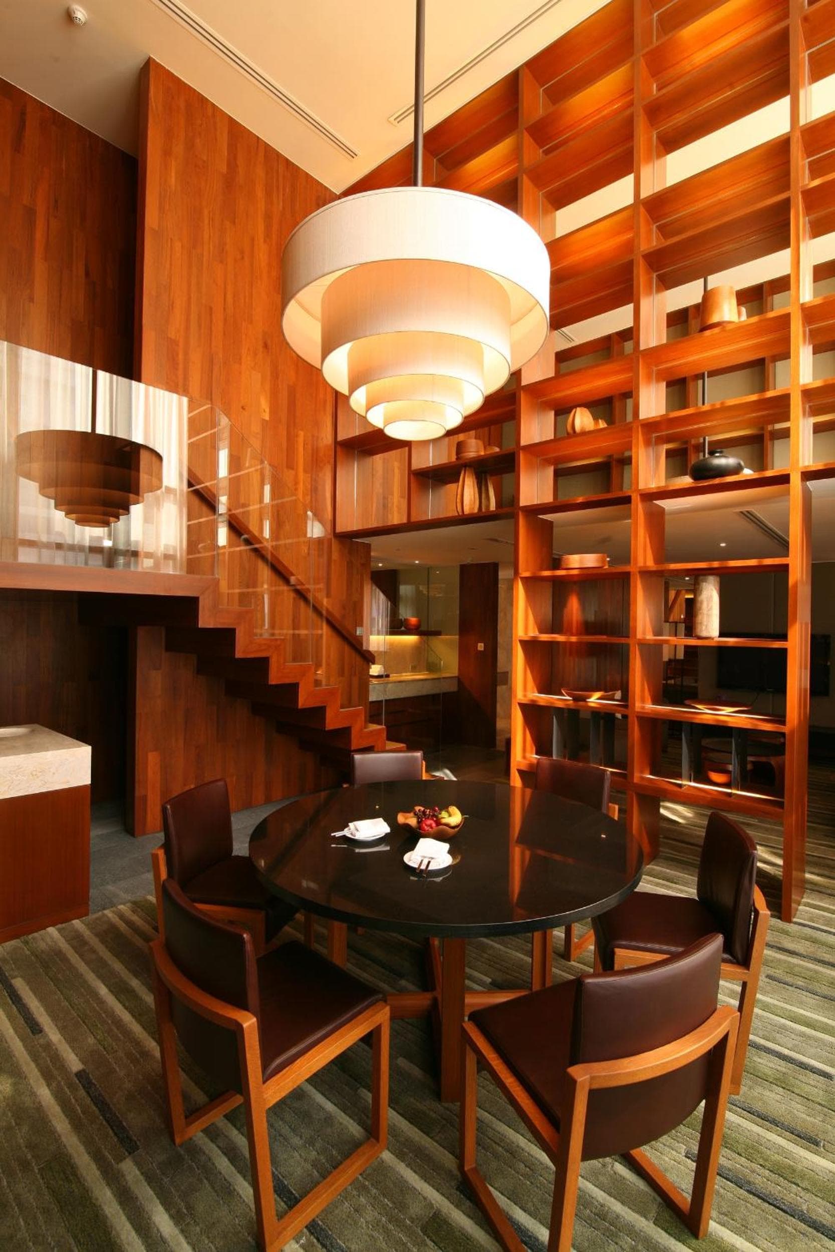 Hansar Bangkok Hotel — 4
