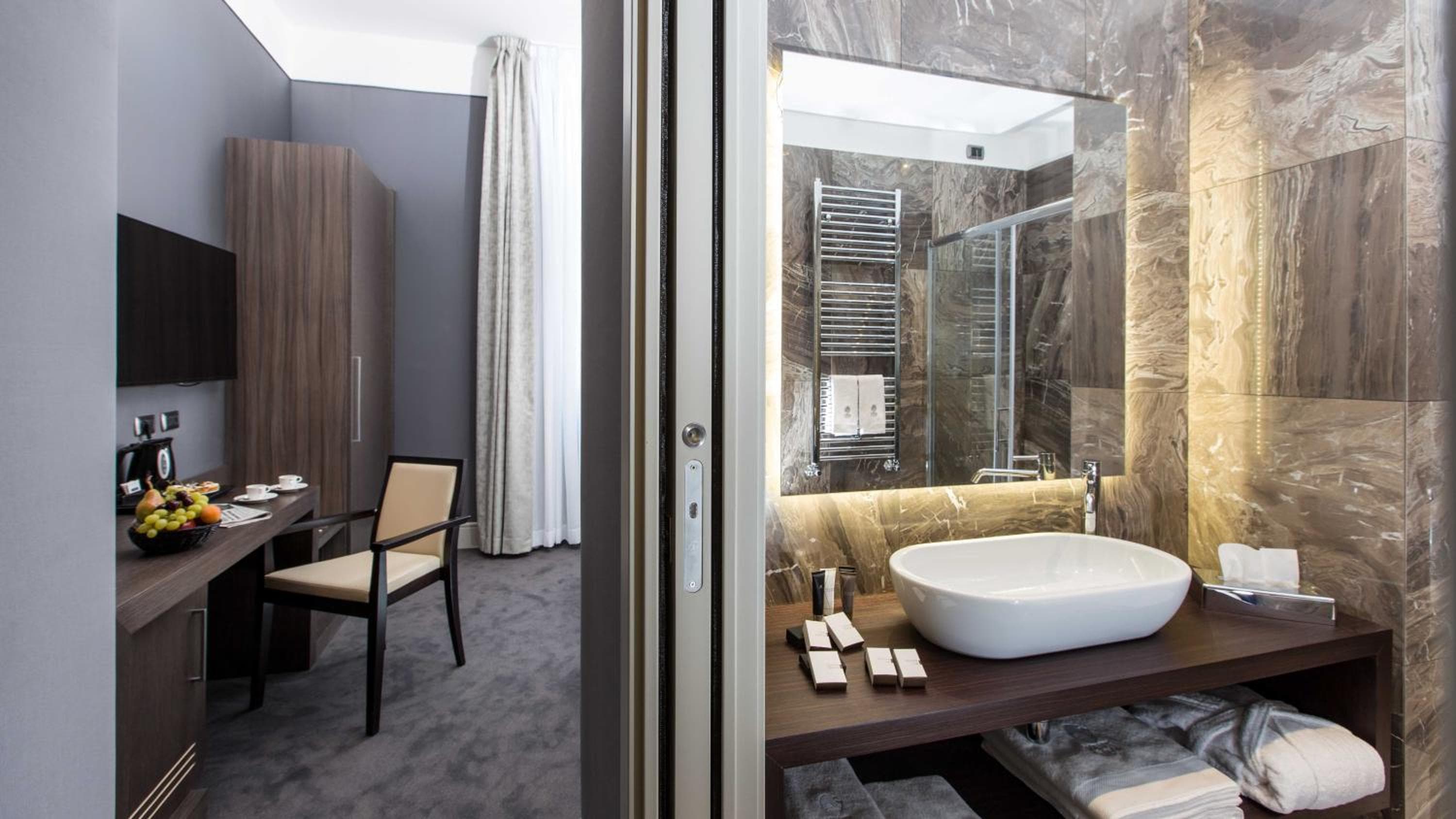 Monti Palace Hotel — 12