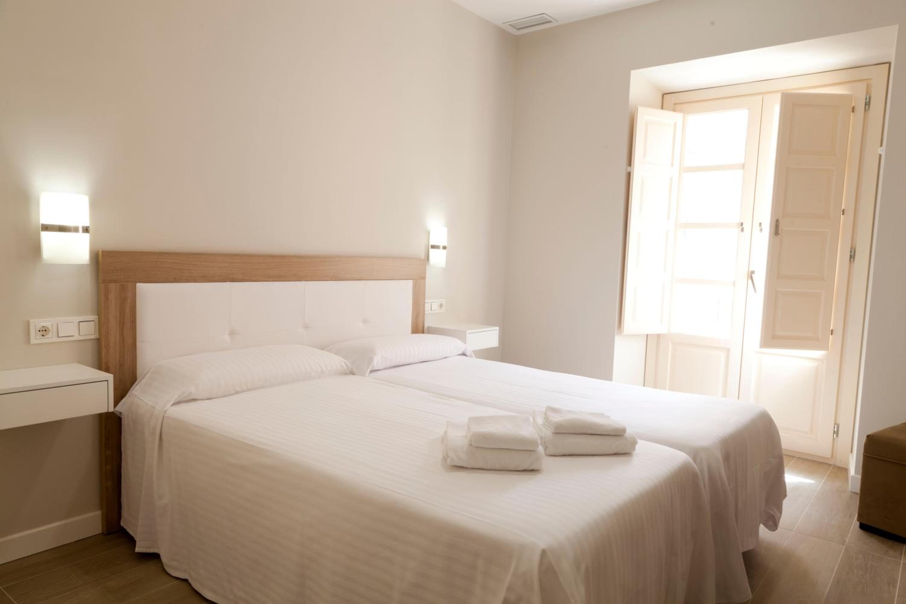 Apartamentos Pinar Málaga Centro - Carretería — 21
