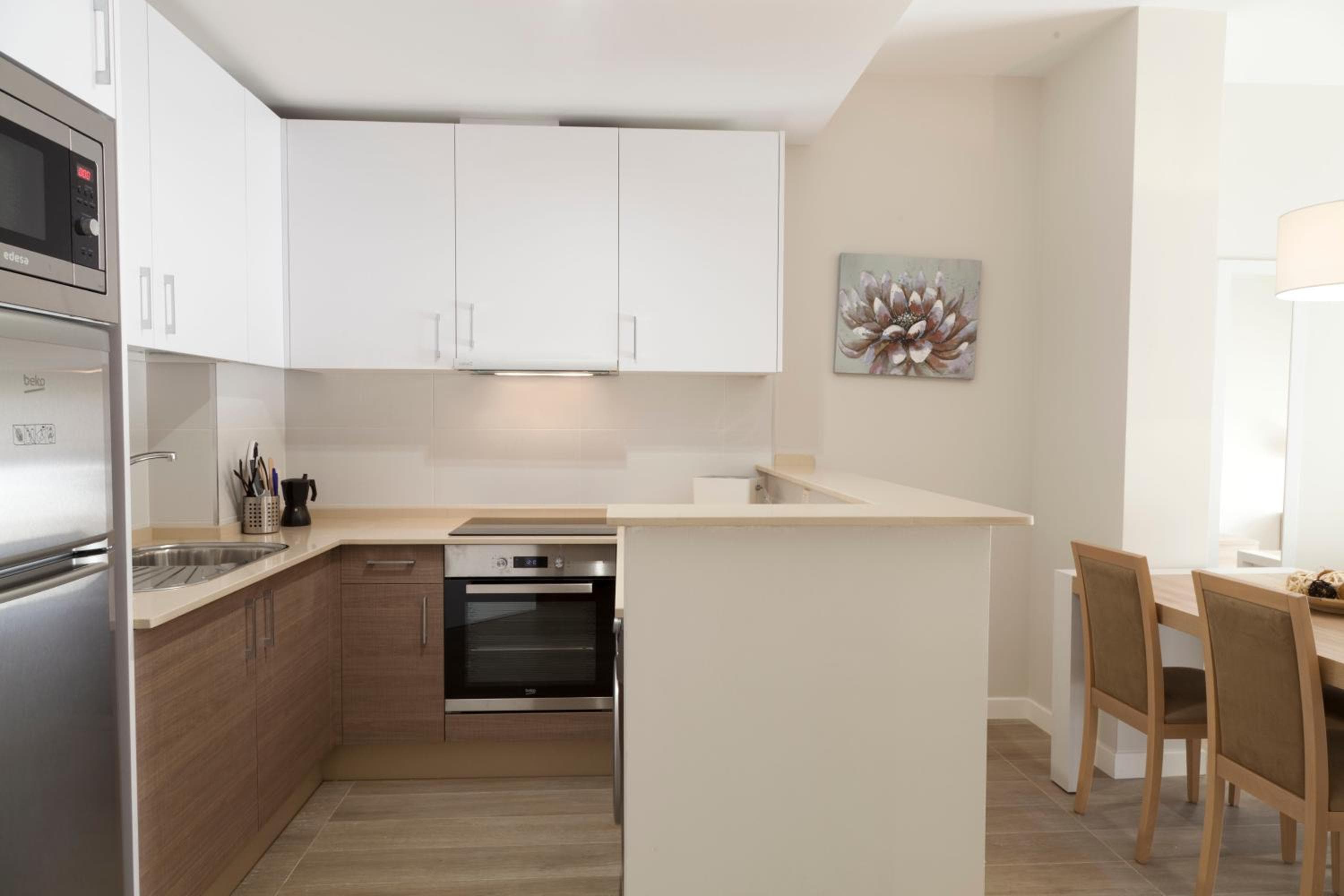 Apartamentos Pinar Malaga Centro — 30