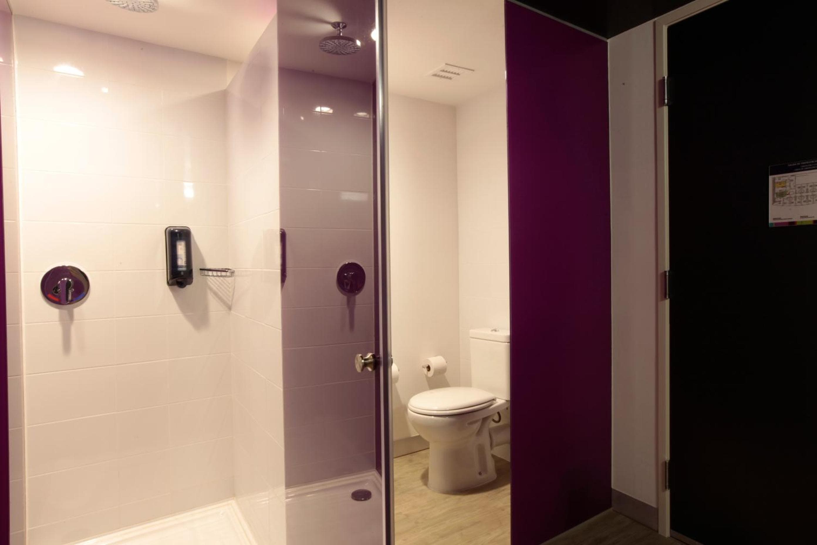 Ibis Styles Mexico Reforma — 24