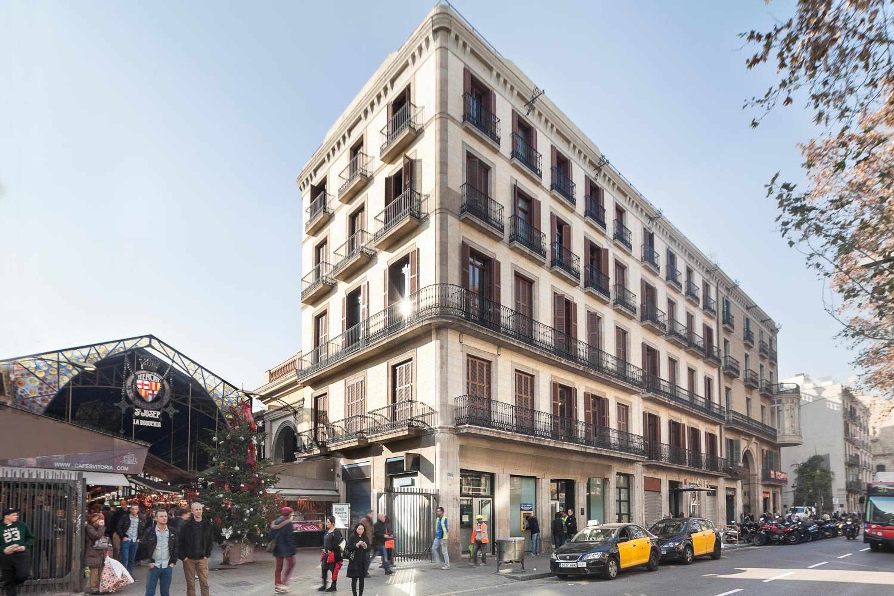 Dorma Ramblas Boquería — 19