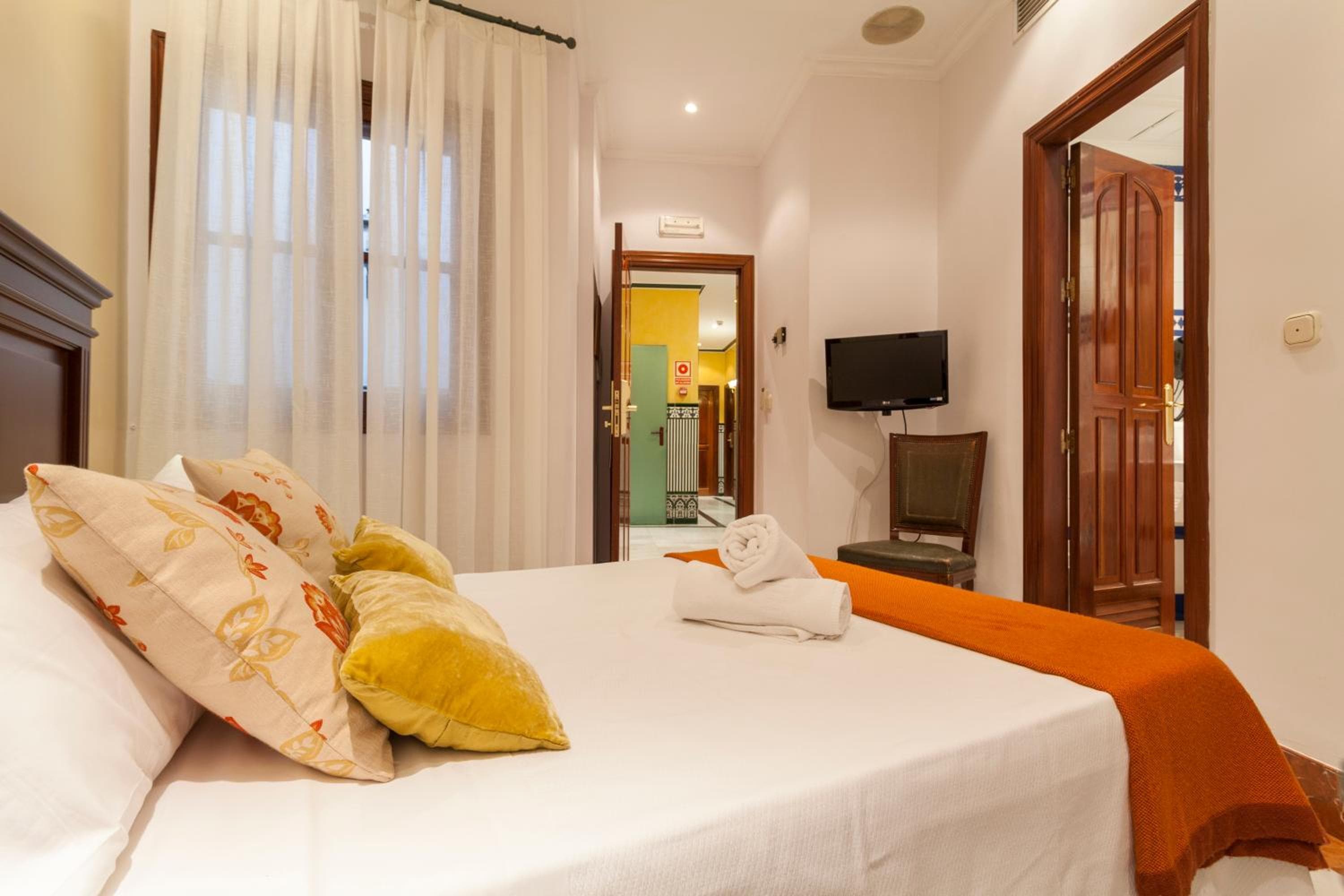 Hotel Baco — 8