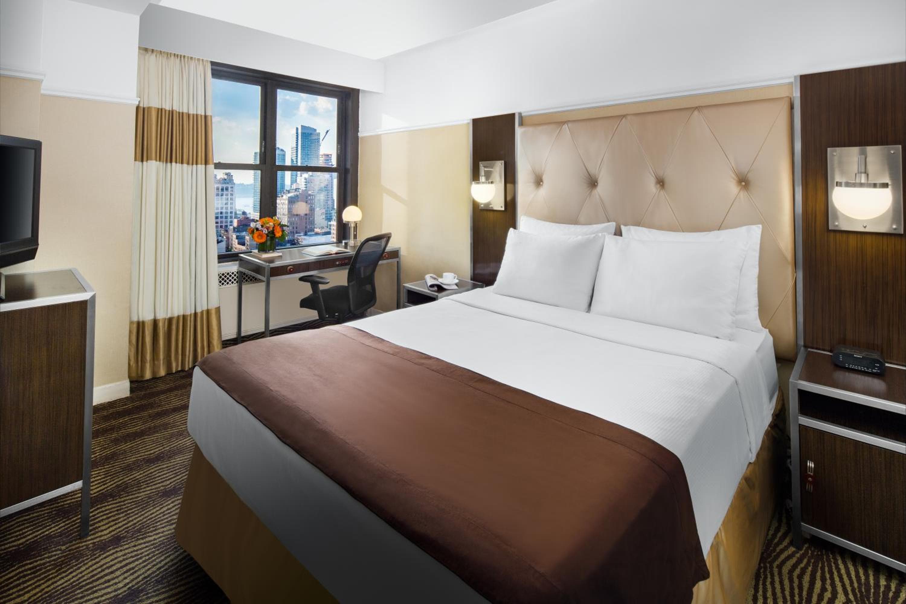 Il New Yorker, un Wyndham Hotel — 14
