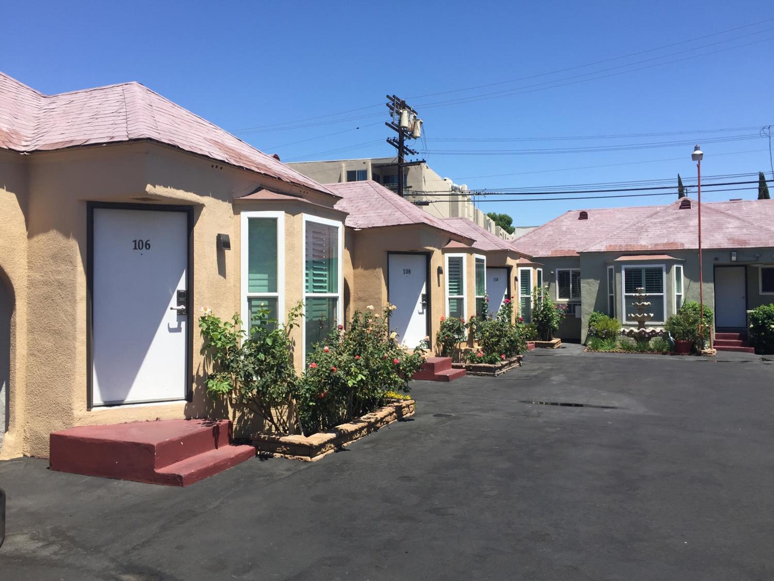 El Royale Hotel - Near Universal Studios Hollywood — 13