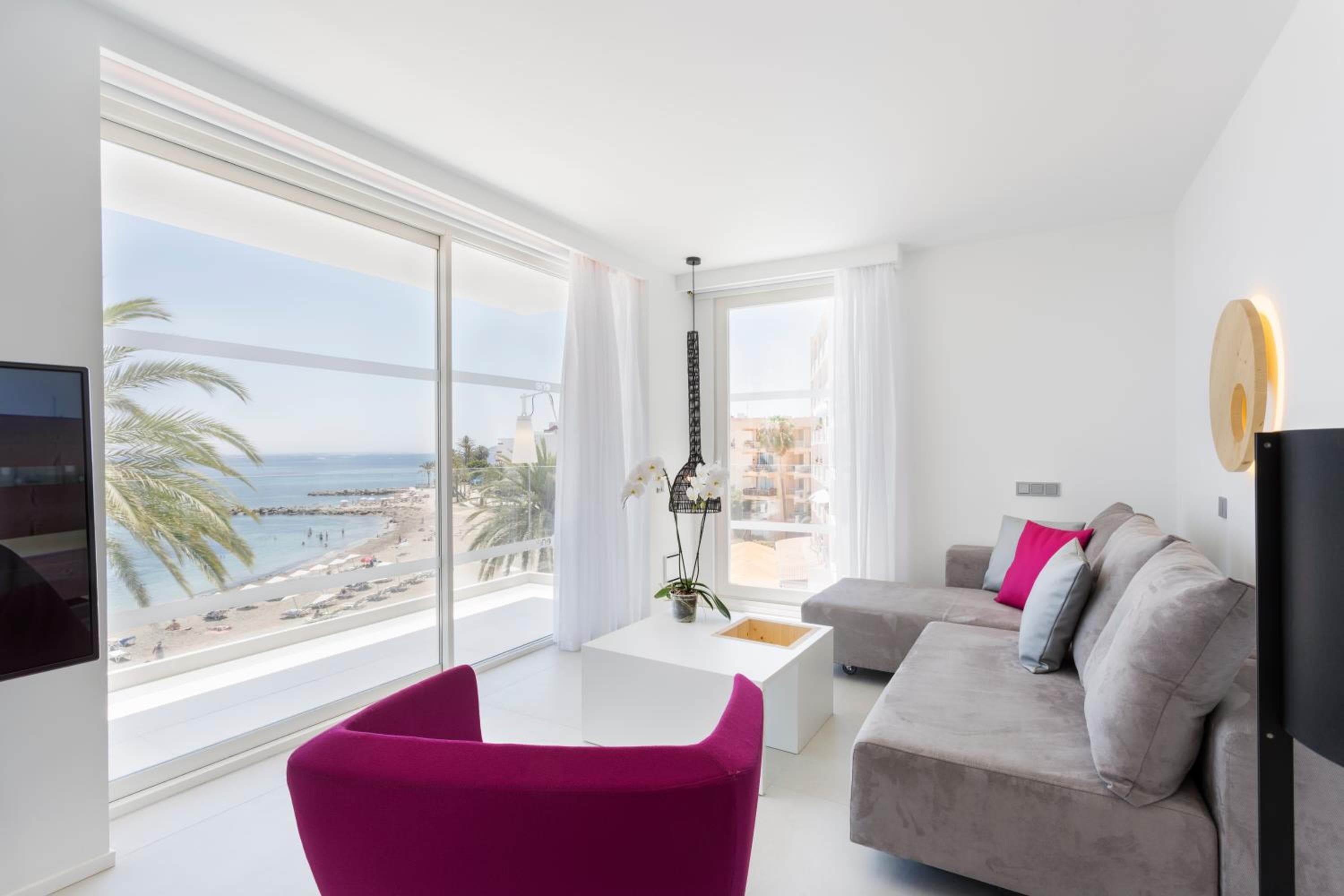 One Ibiza Suites — 17