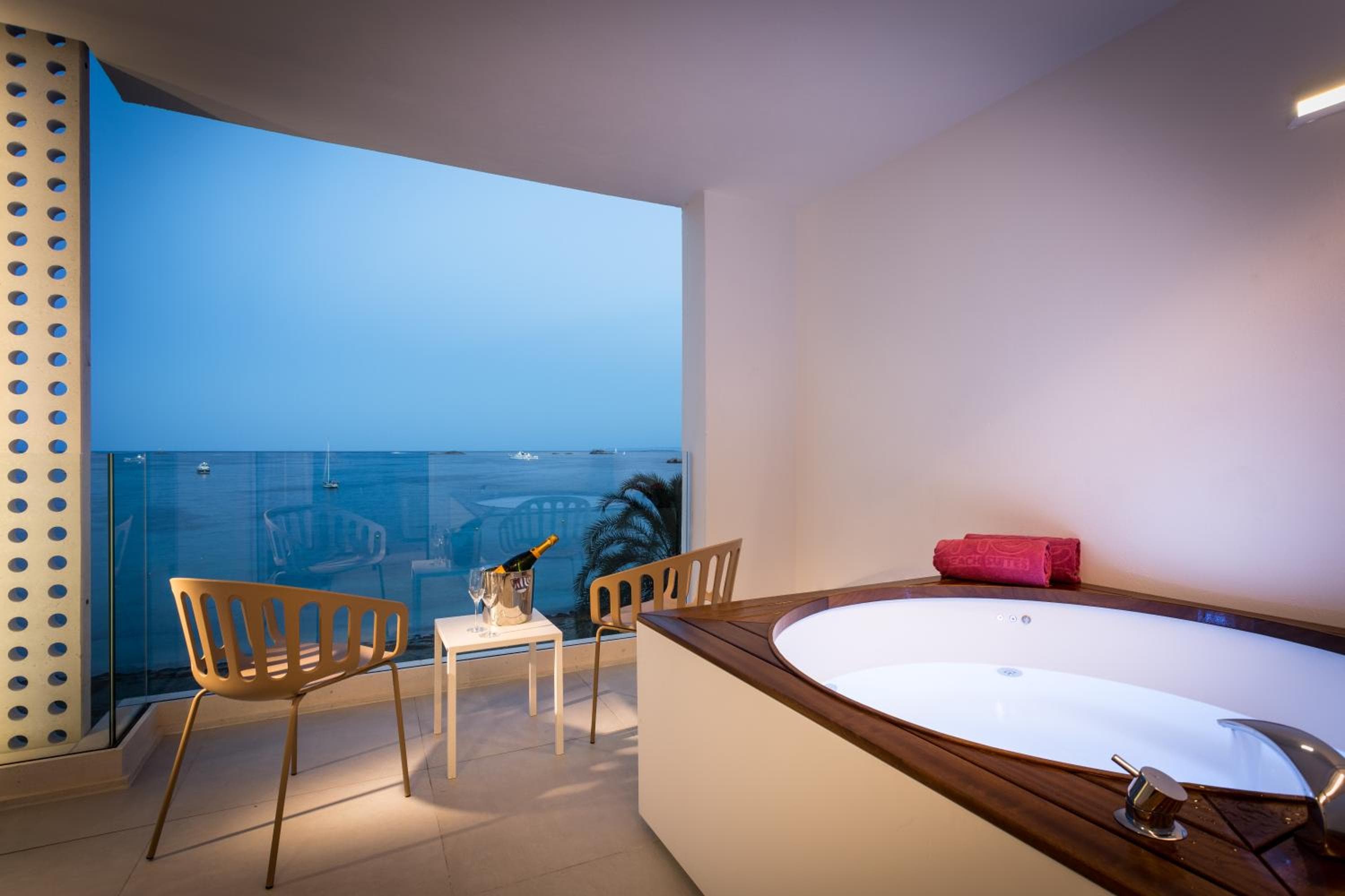 One Ibiza Suites — 28