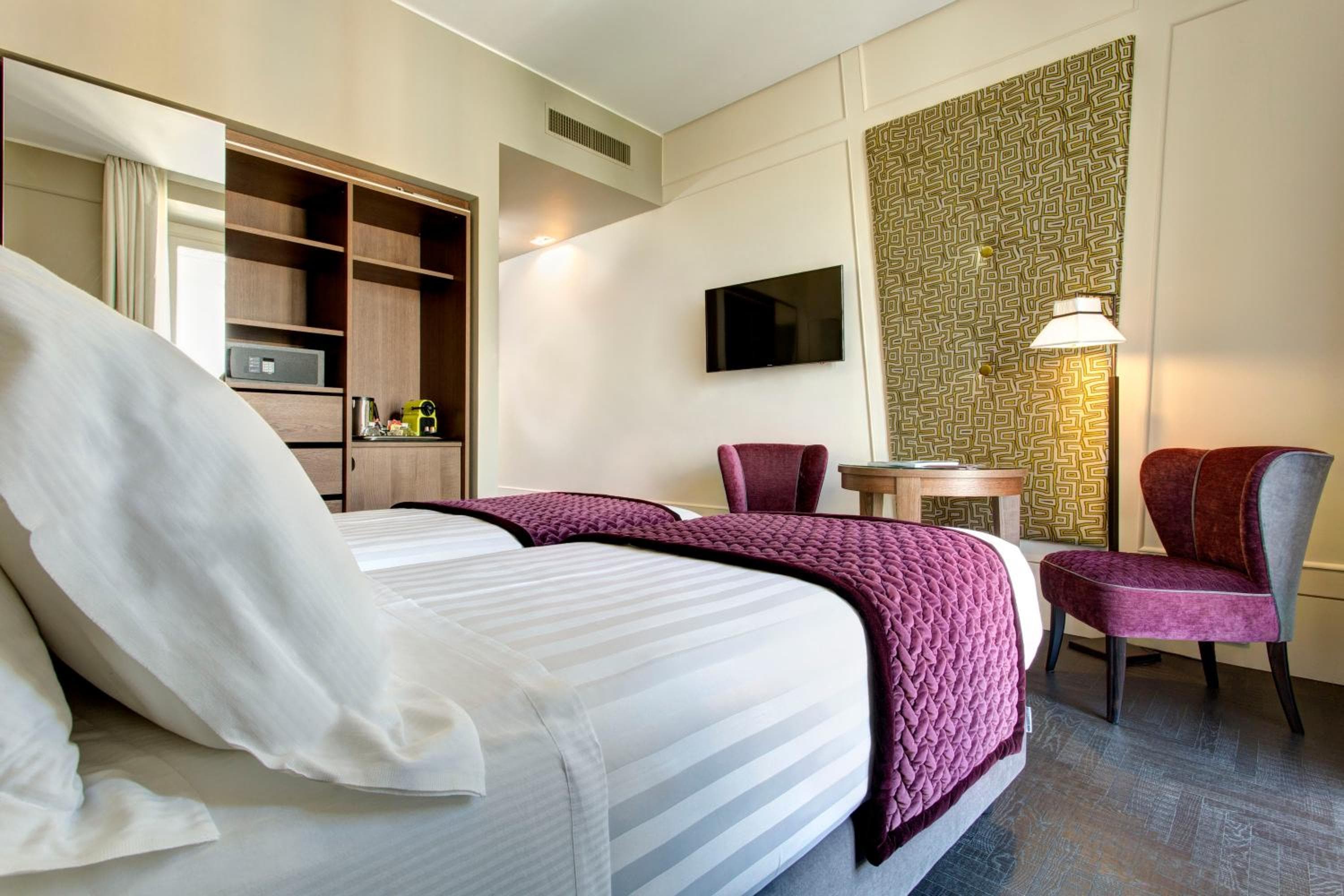 Mascagni Luxury Rooms & Suites — 11