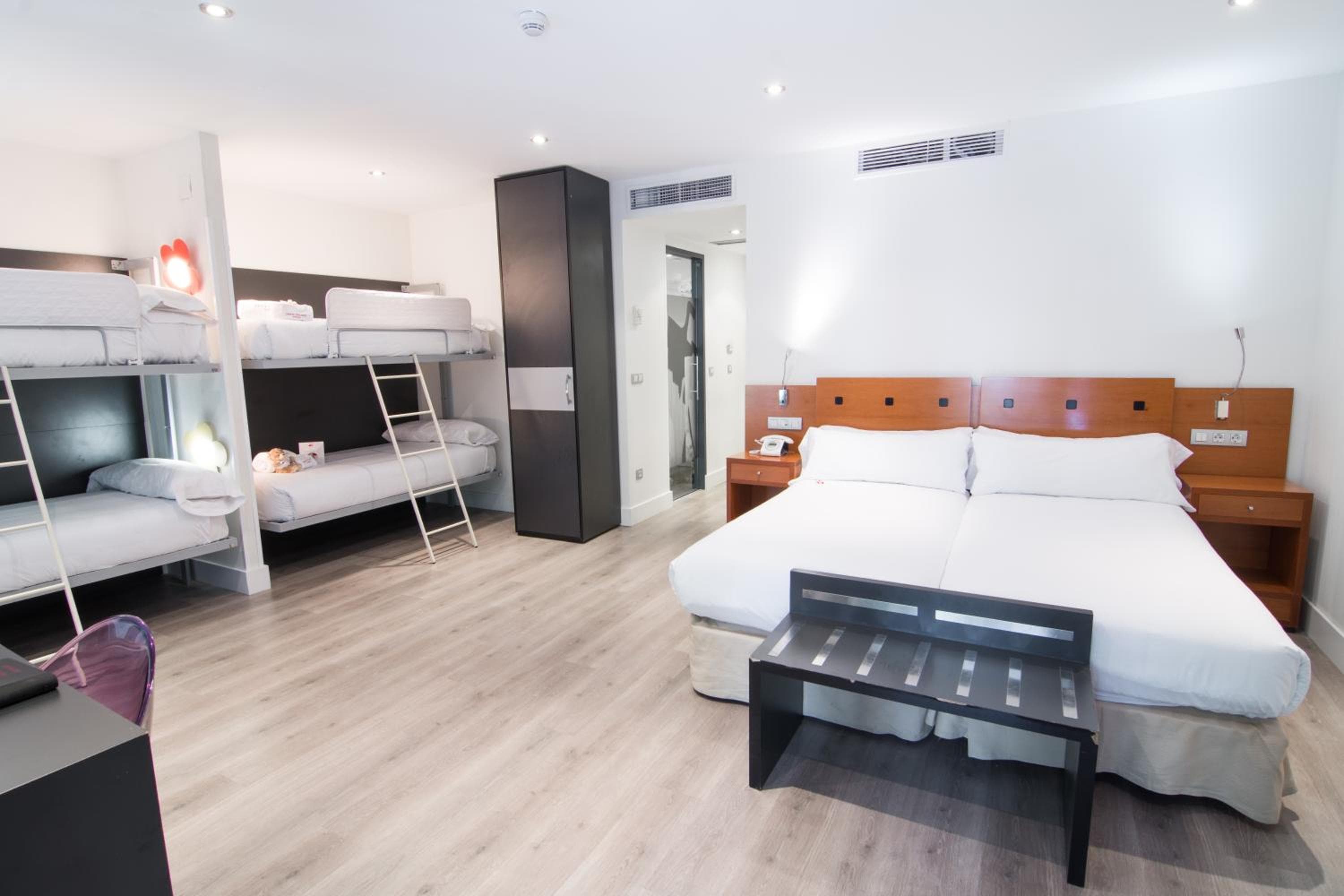 Petit Palace Arenal — 19