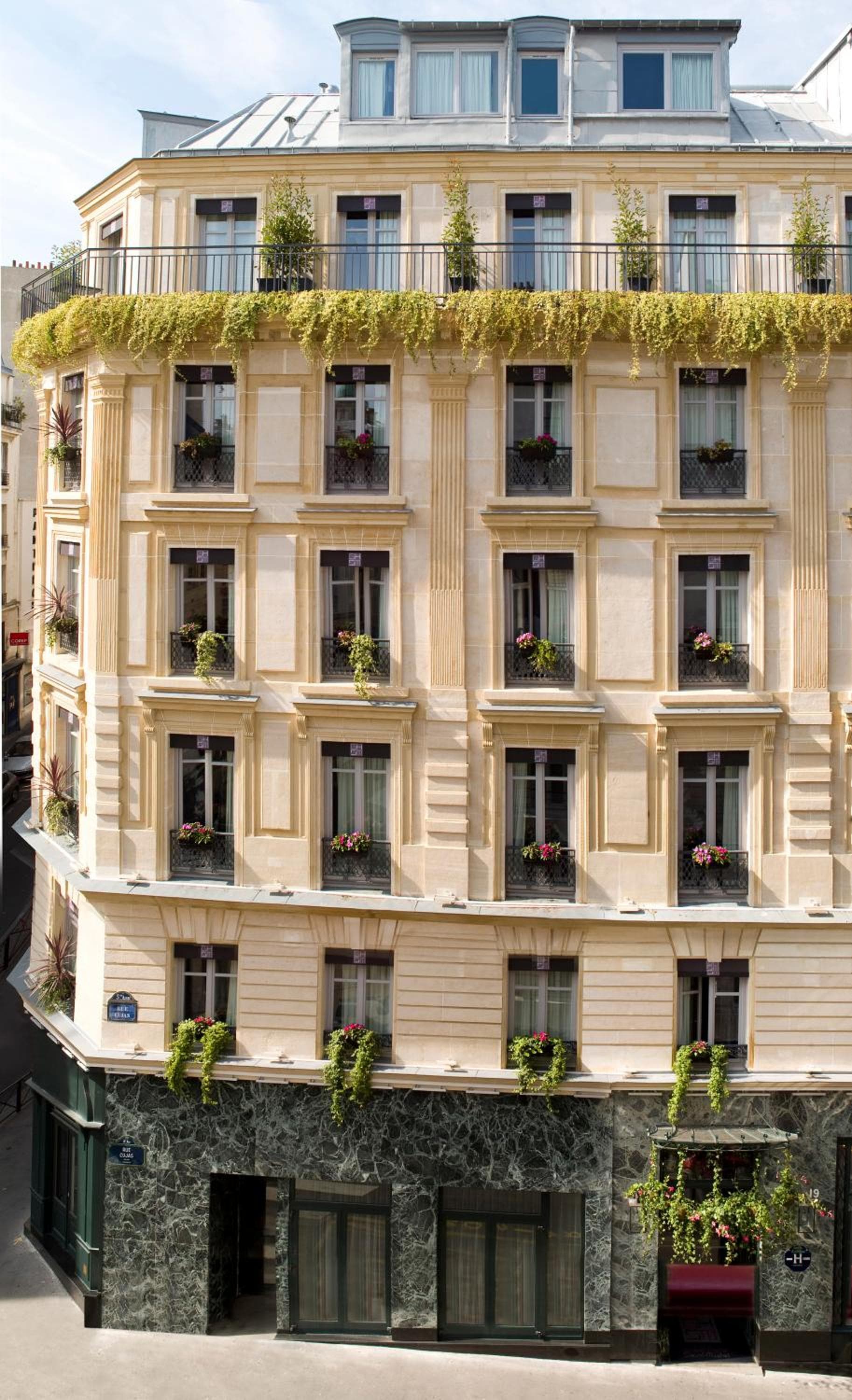 Grand Hotel Saint Michel — 6