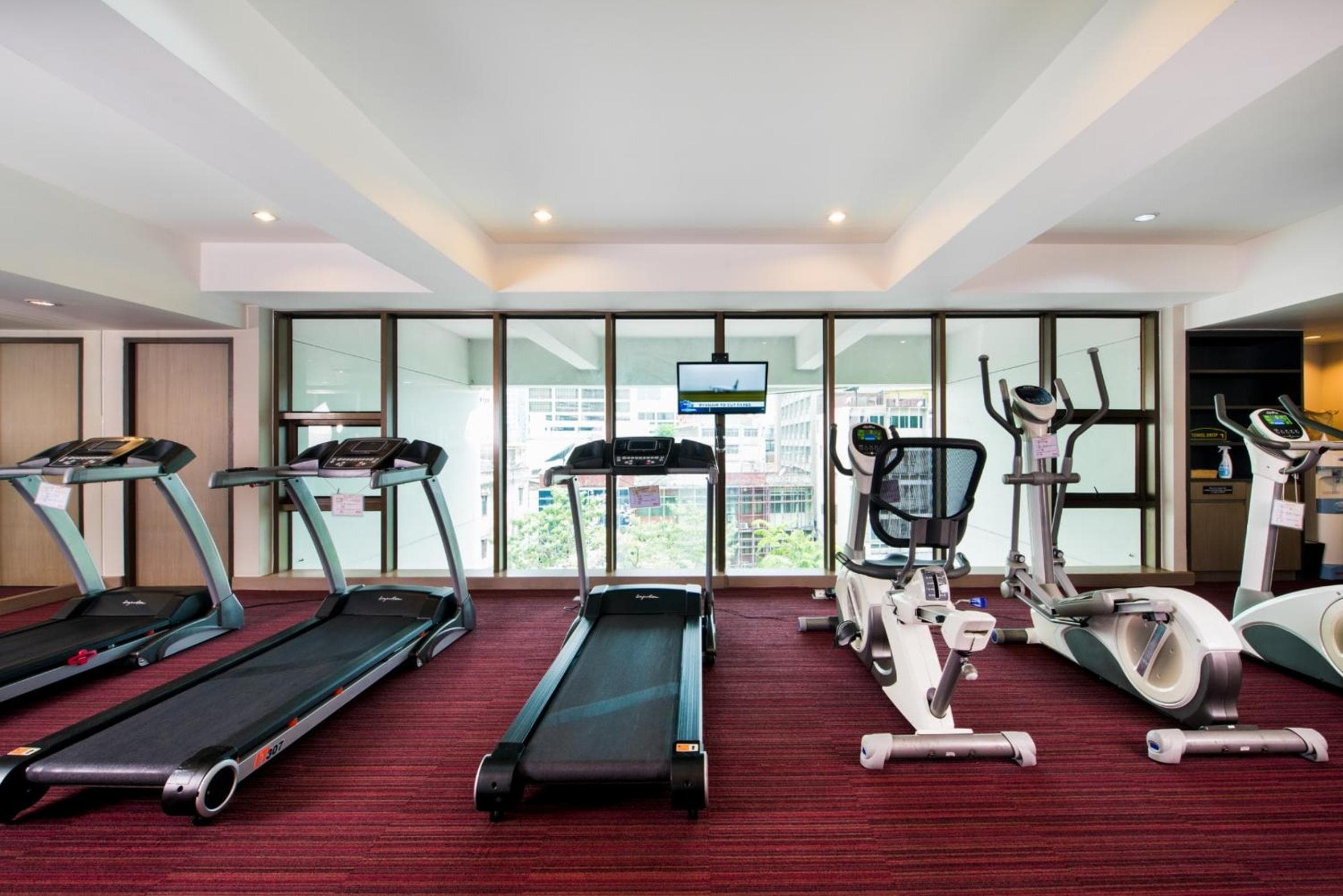 Furama Silom Hotel — 14
