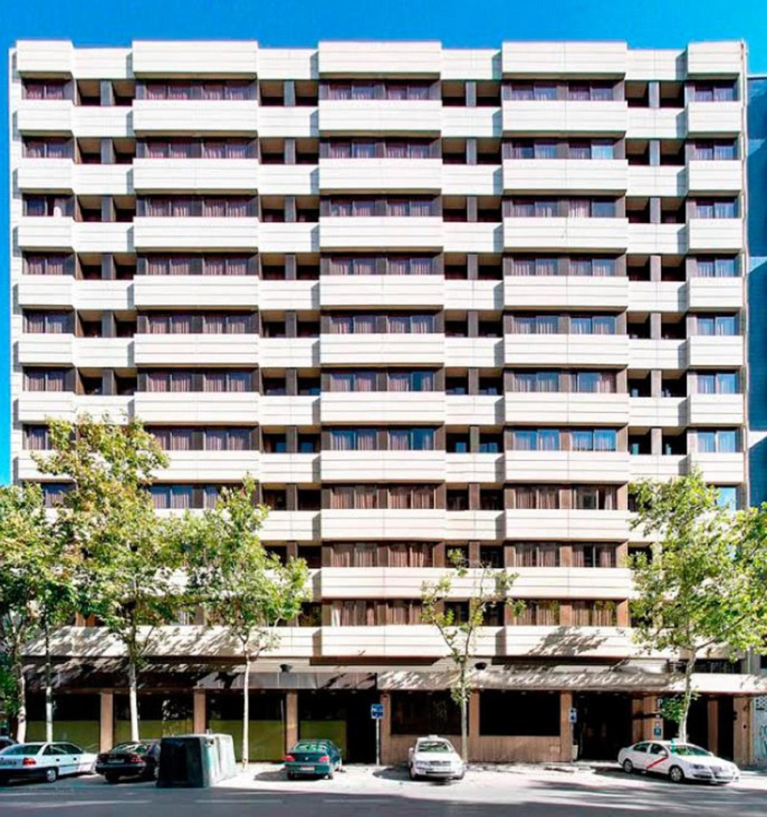 H10 Tribeca — 11